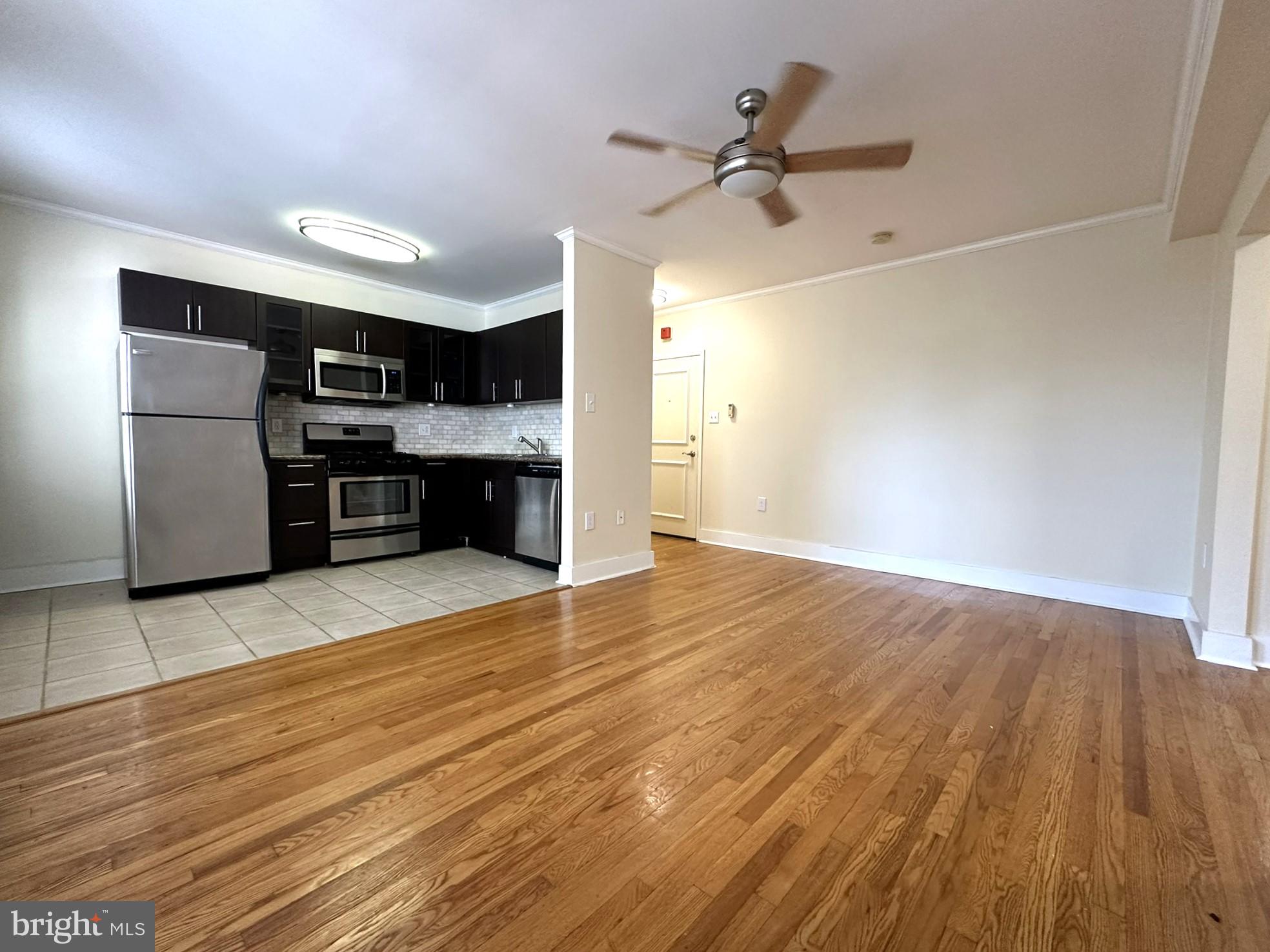 437 W SCHOOL HOUSE LANE B-04