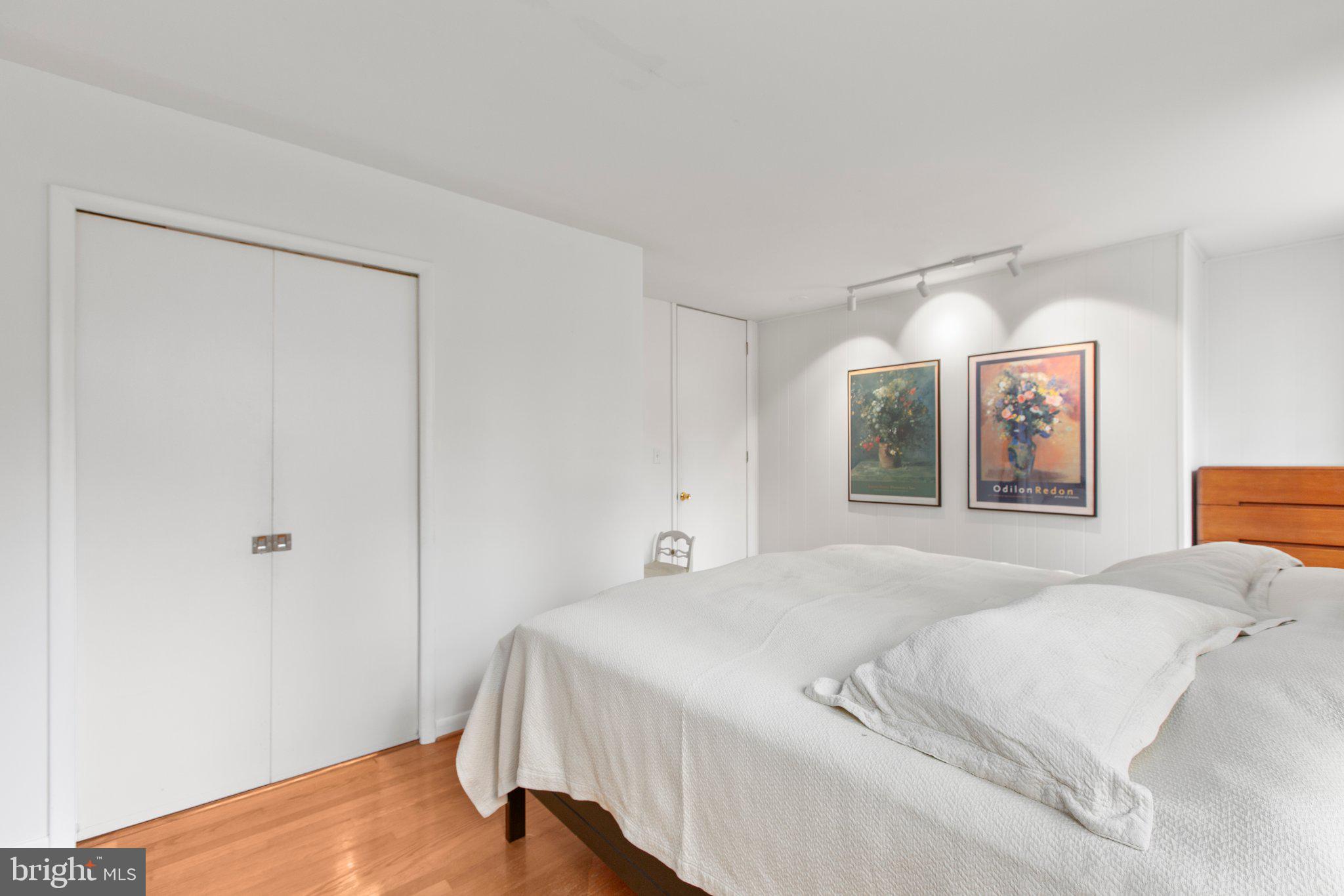 ARGYLE HEIGHTS - Residential