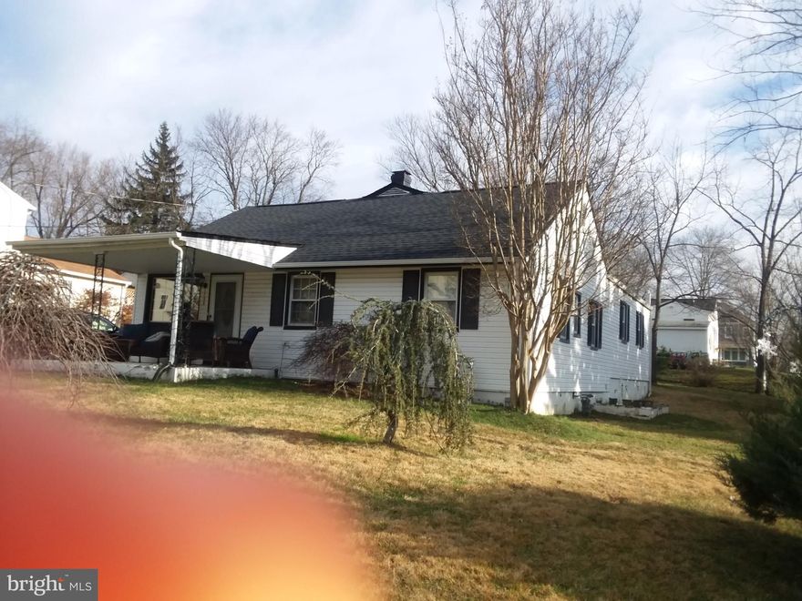 Location, Location, Location, minutes to Tysons Corner, seconds to 66 &495, shopping and Metro, Silver Line.