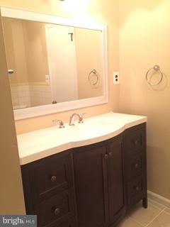 PIMMIT HILLS - Residential Lease