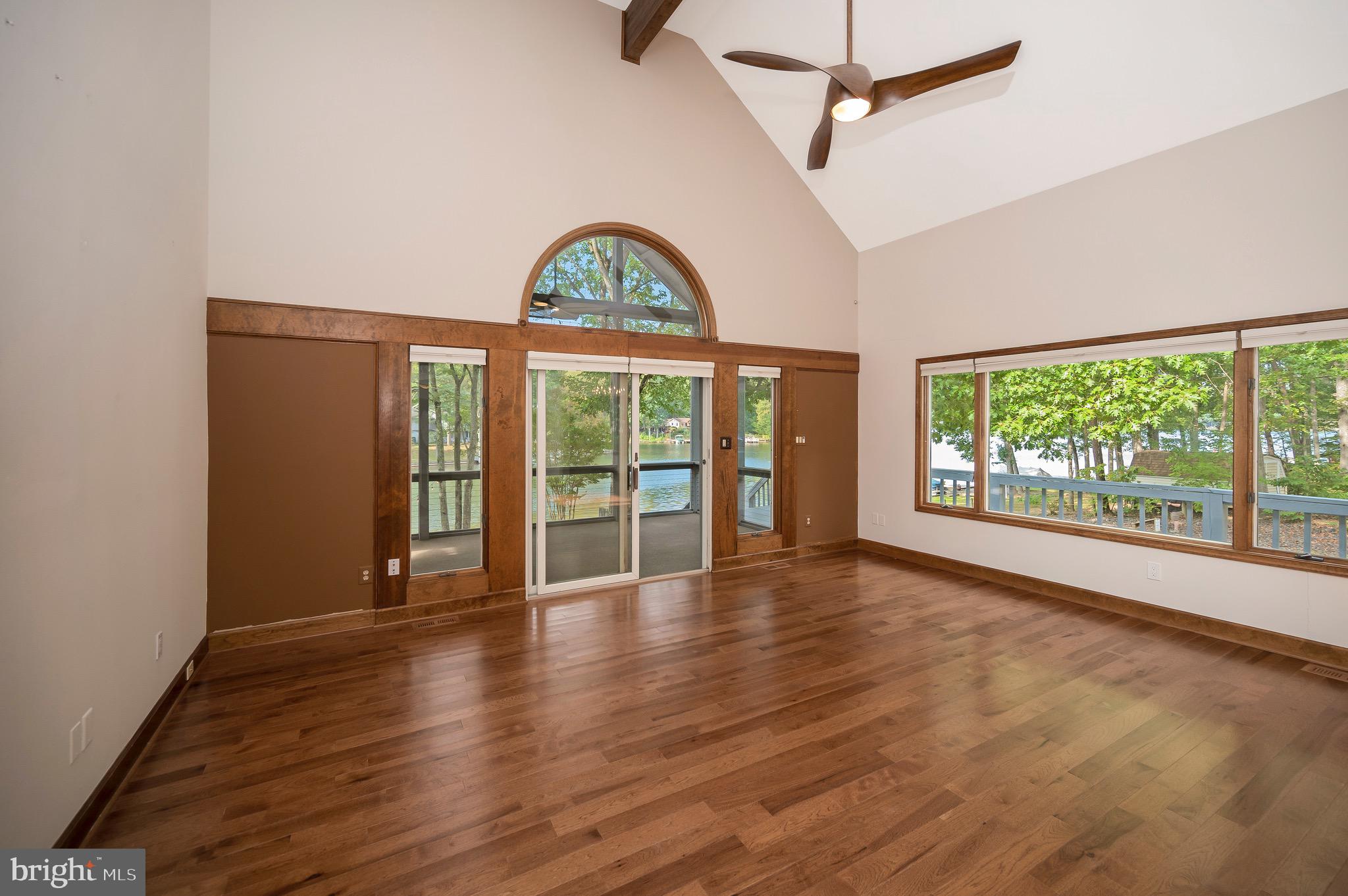 LAKE OF THE WOODS - Residential