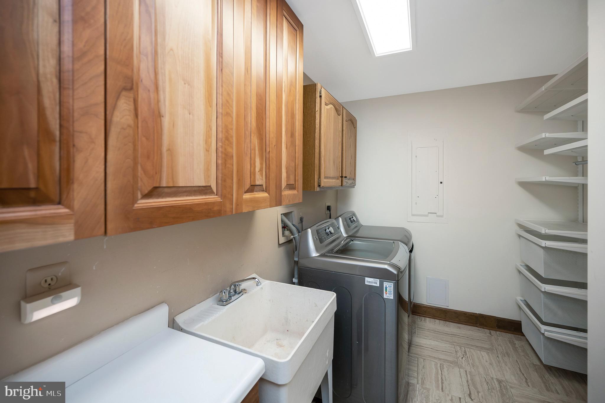 LAKE OF THE WOODS - Residential