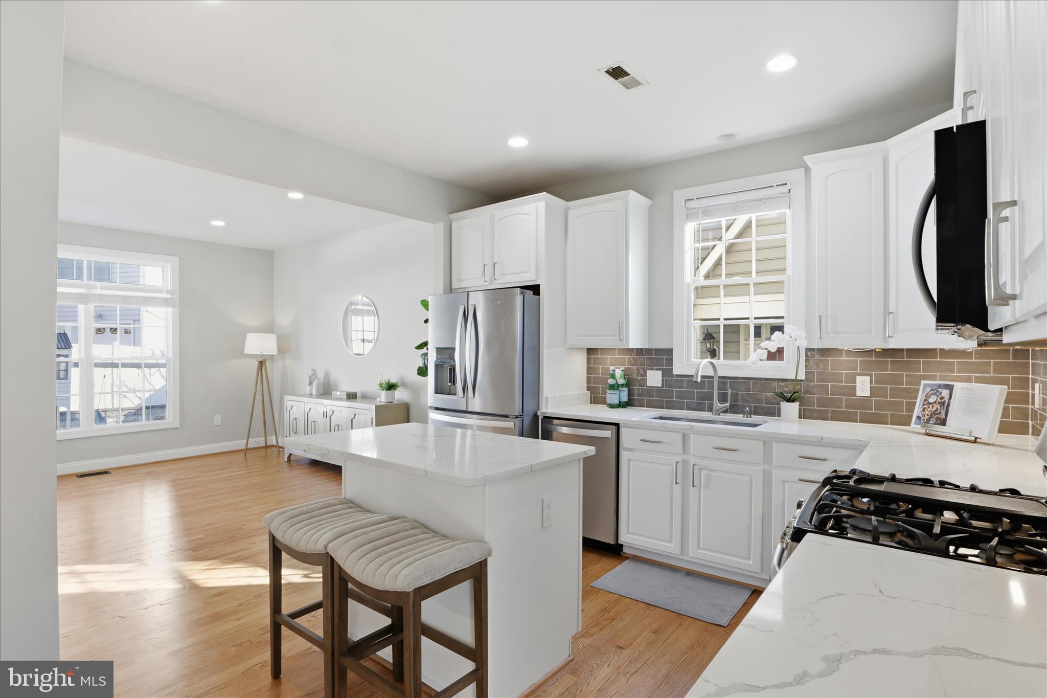 DOUGLAS PARK - Residential