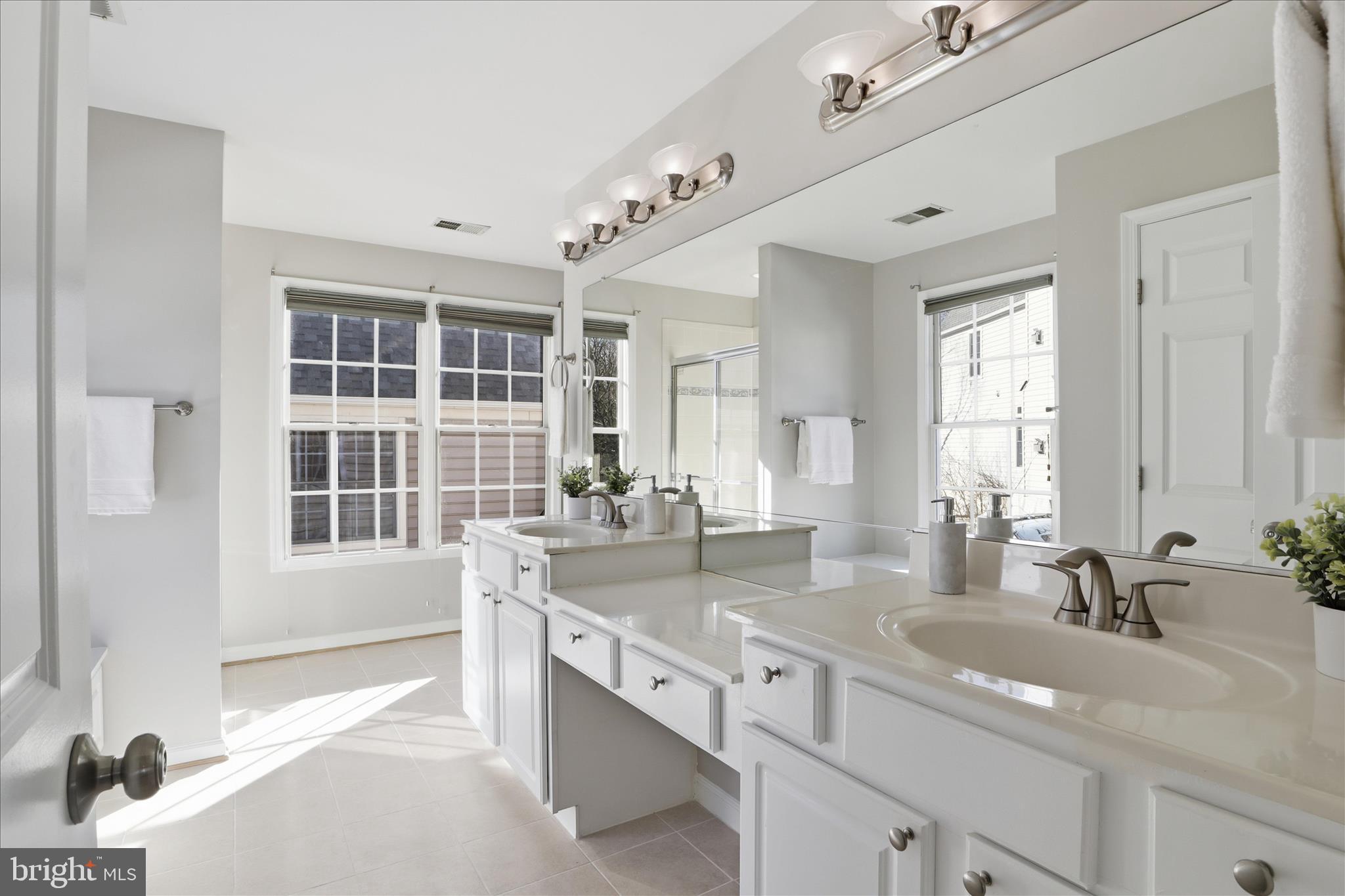 DOUGLAS PARK - Residential