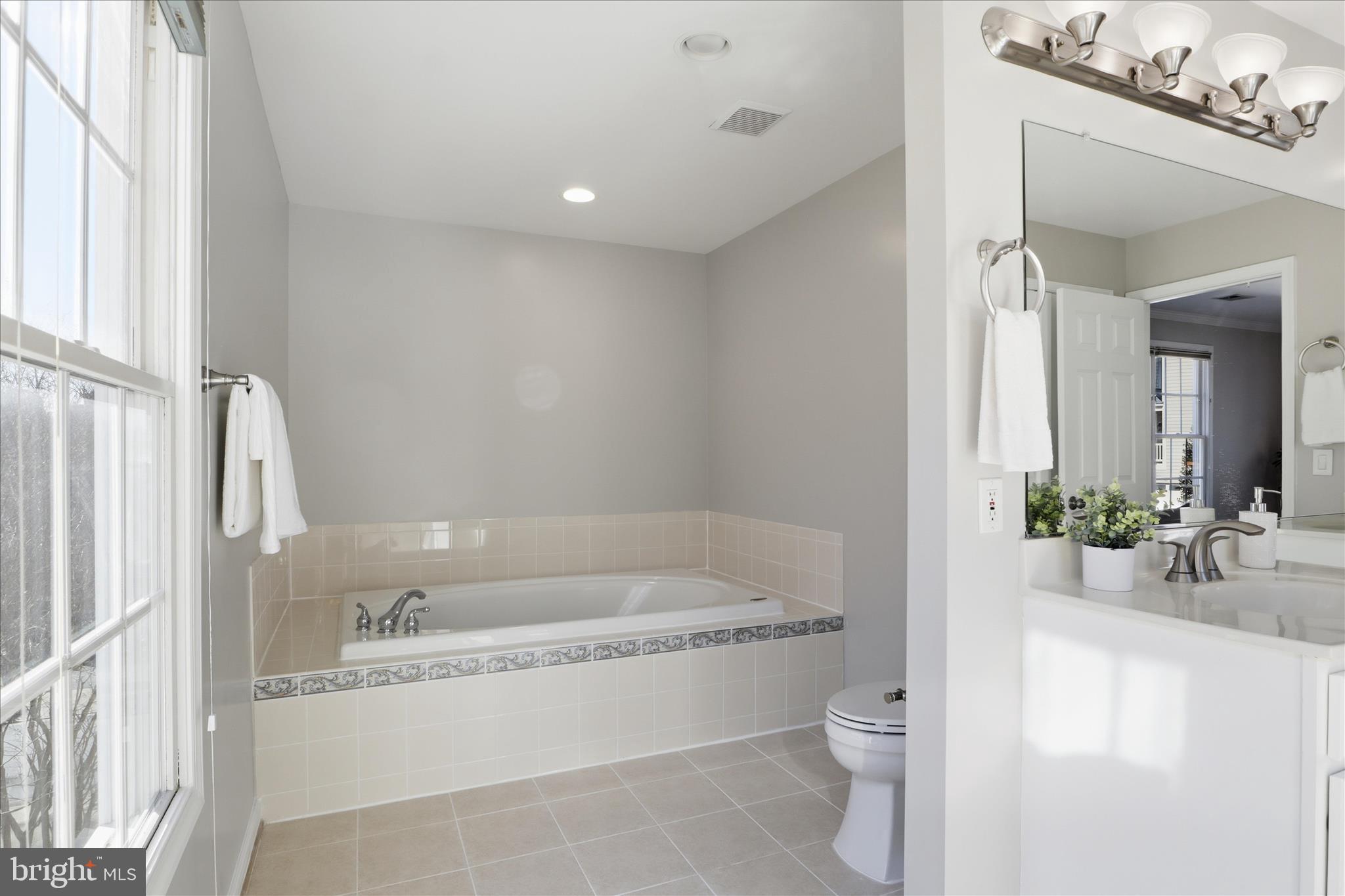 DOUGLAS PARK - Residential