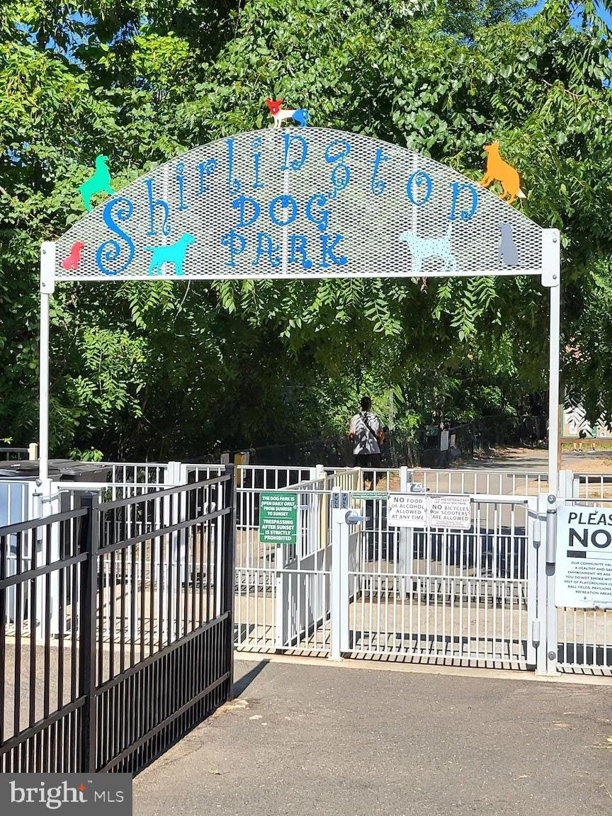 DOUGLAS PARK - Residential