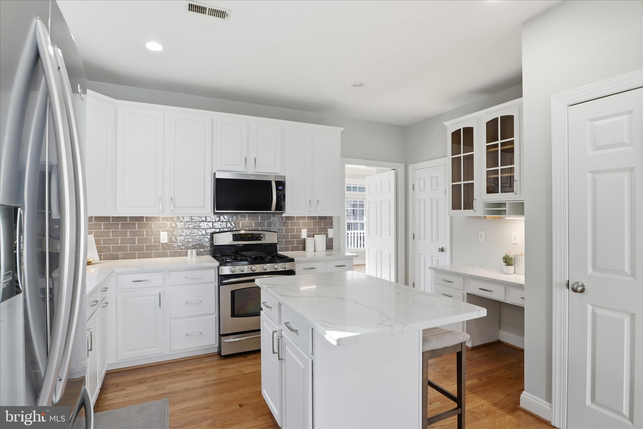 DOUGLAS PARK - Residential