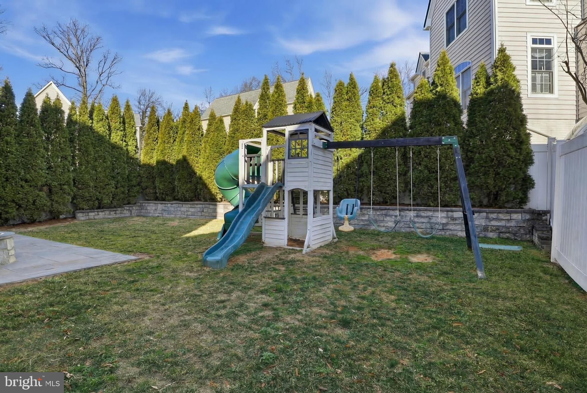 DOUGLAS PARK - Residential