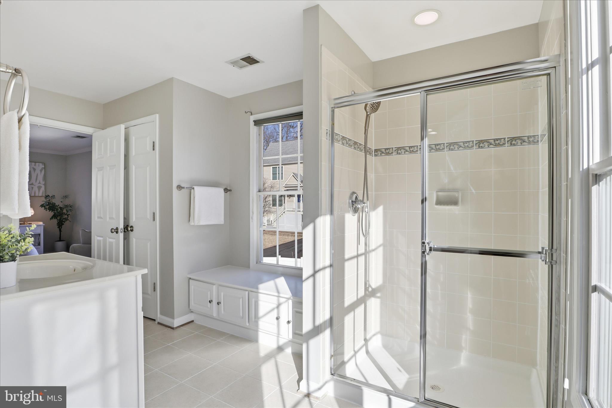 DOUGLAS PARK - Residential