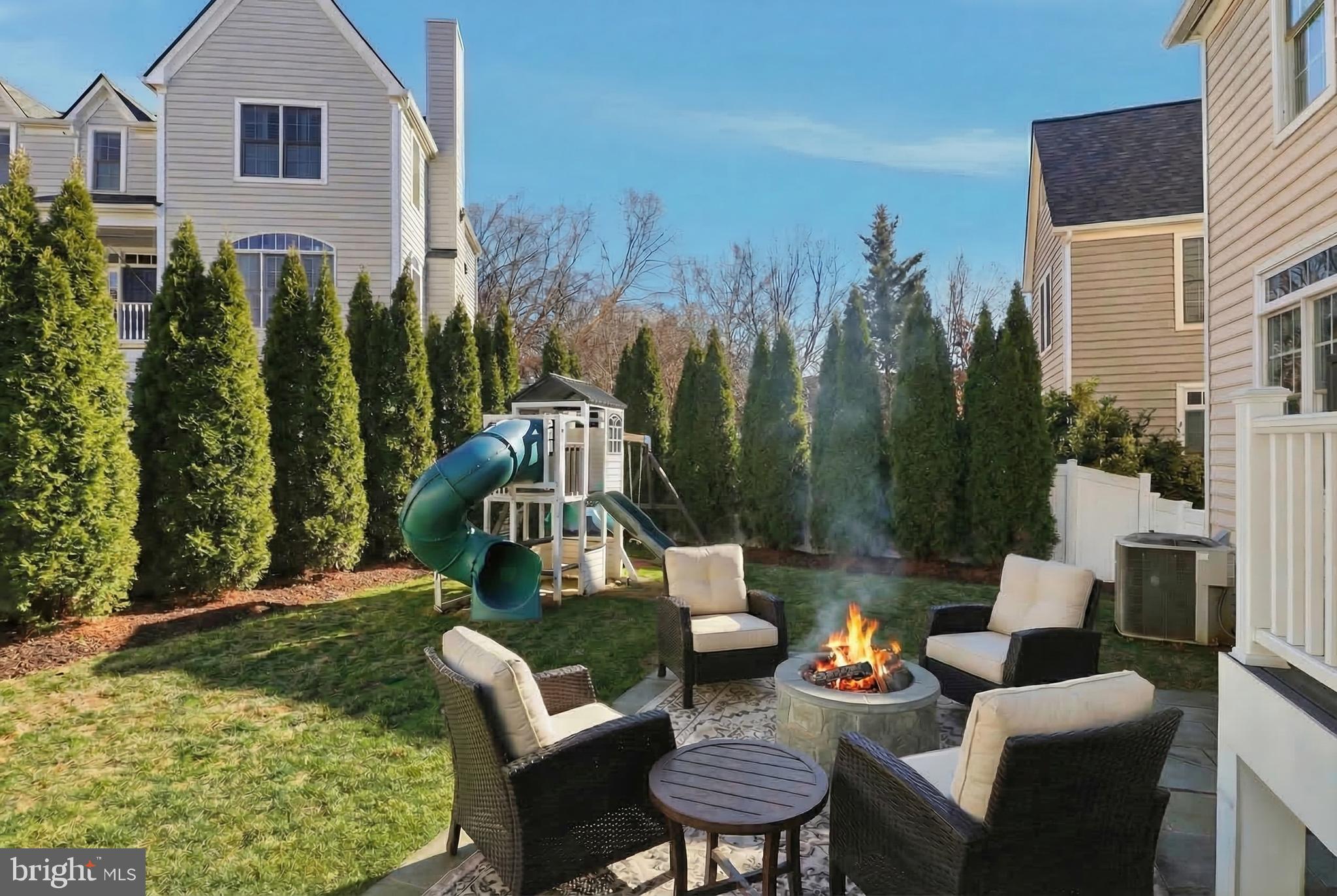 DOUGLAS PARK - Residential