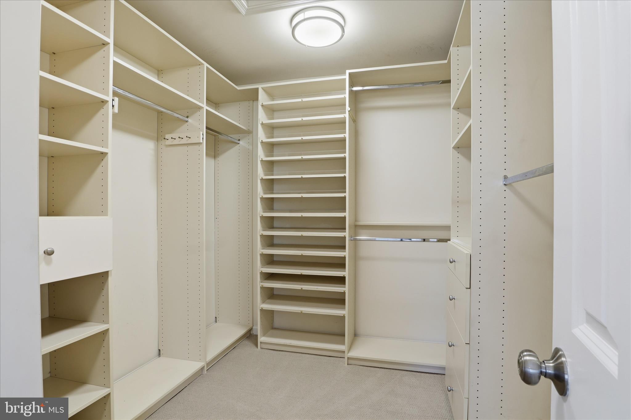 DOUGLAS PARK - Residential