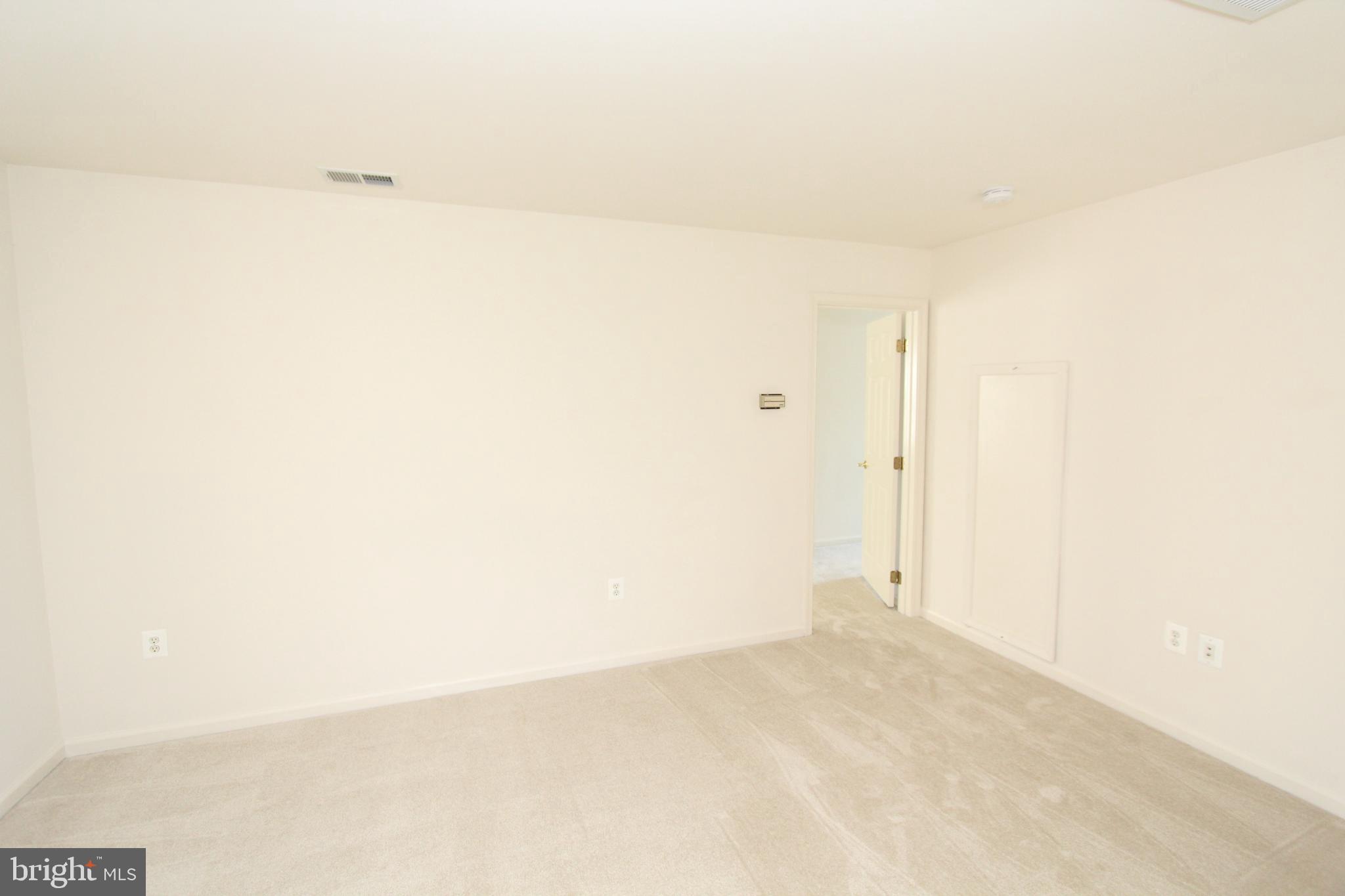 BELMONT BAY - Residential Lease