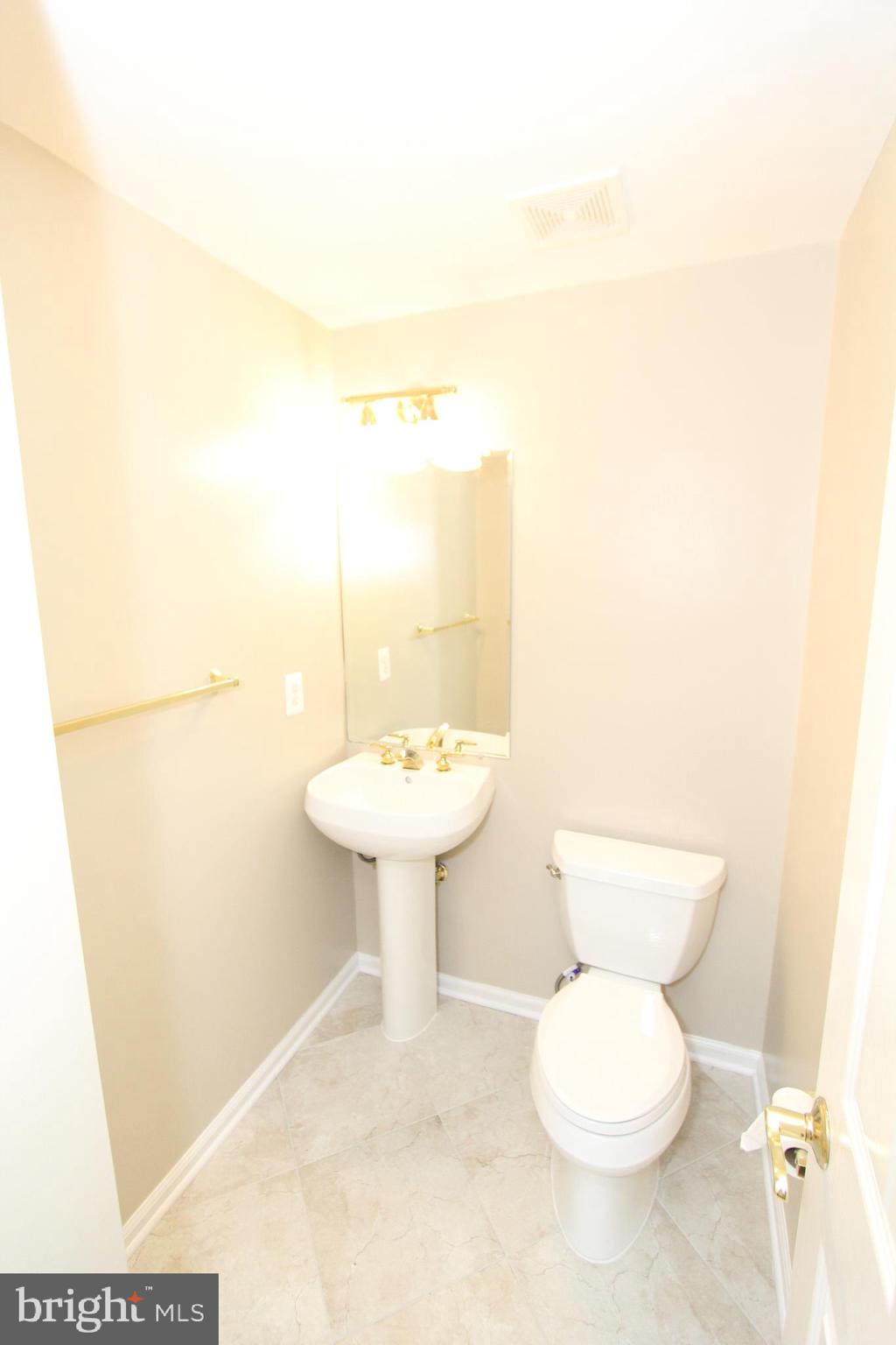 BELMONT BAY - Residential Lease