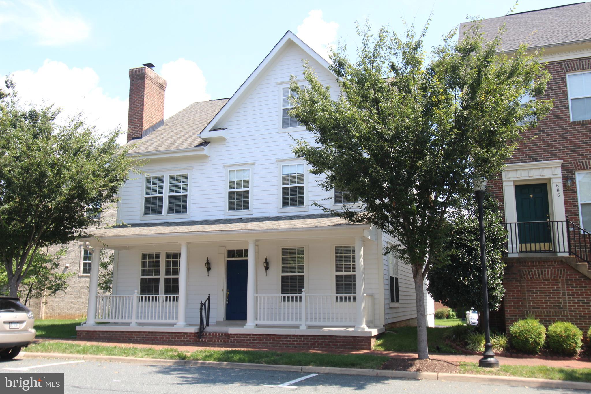 BELMONT BAY - Residential Lease