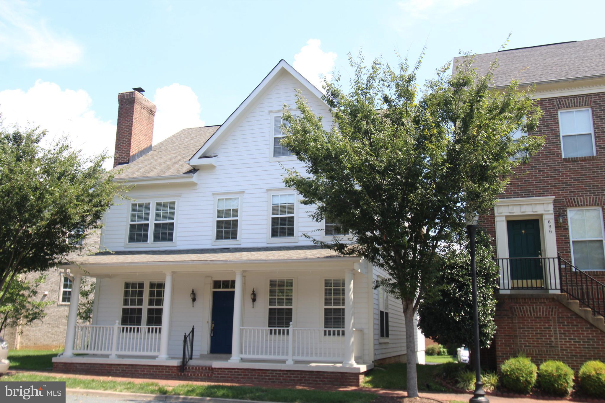 BELMONT BAY - Residential Lease