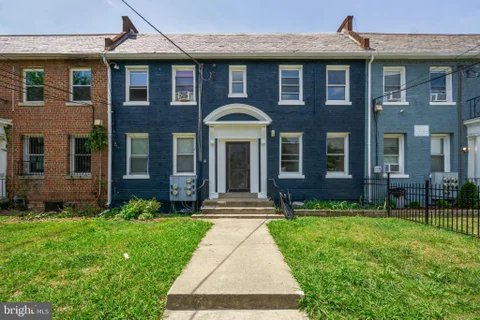 MLS: DCDC2267754