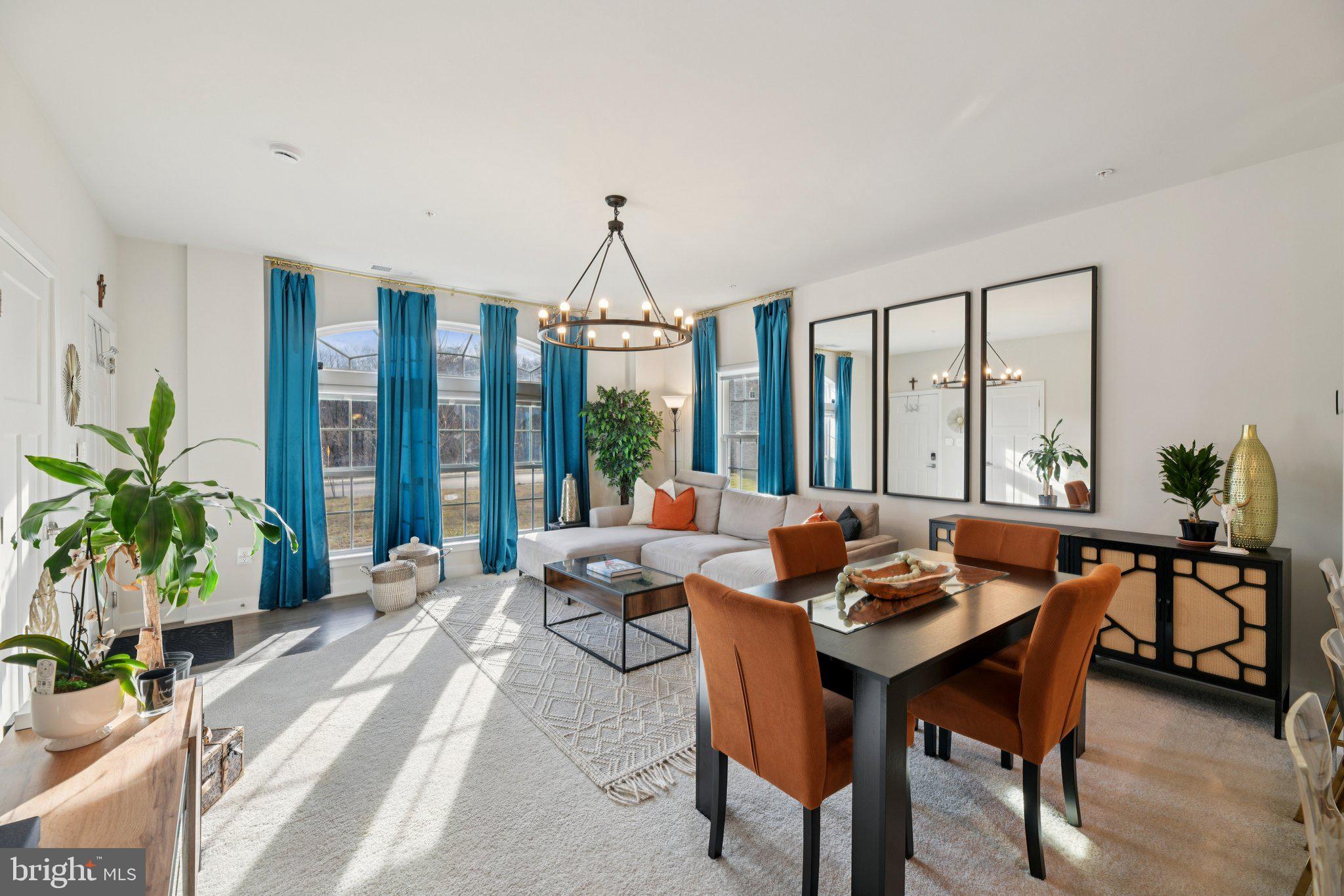 10960 PRESIDENTIAL PARKWAY