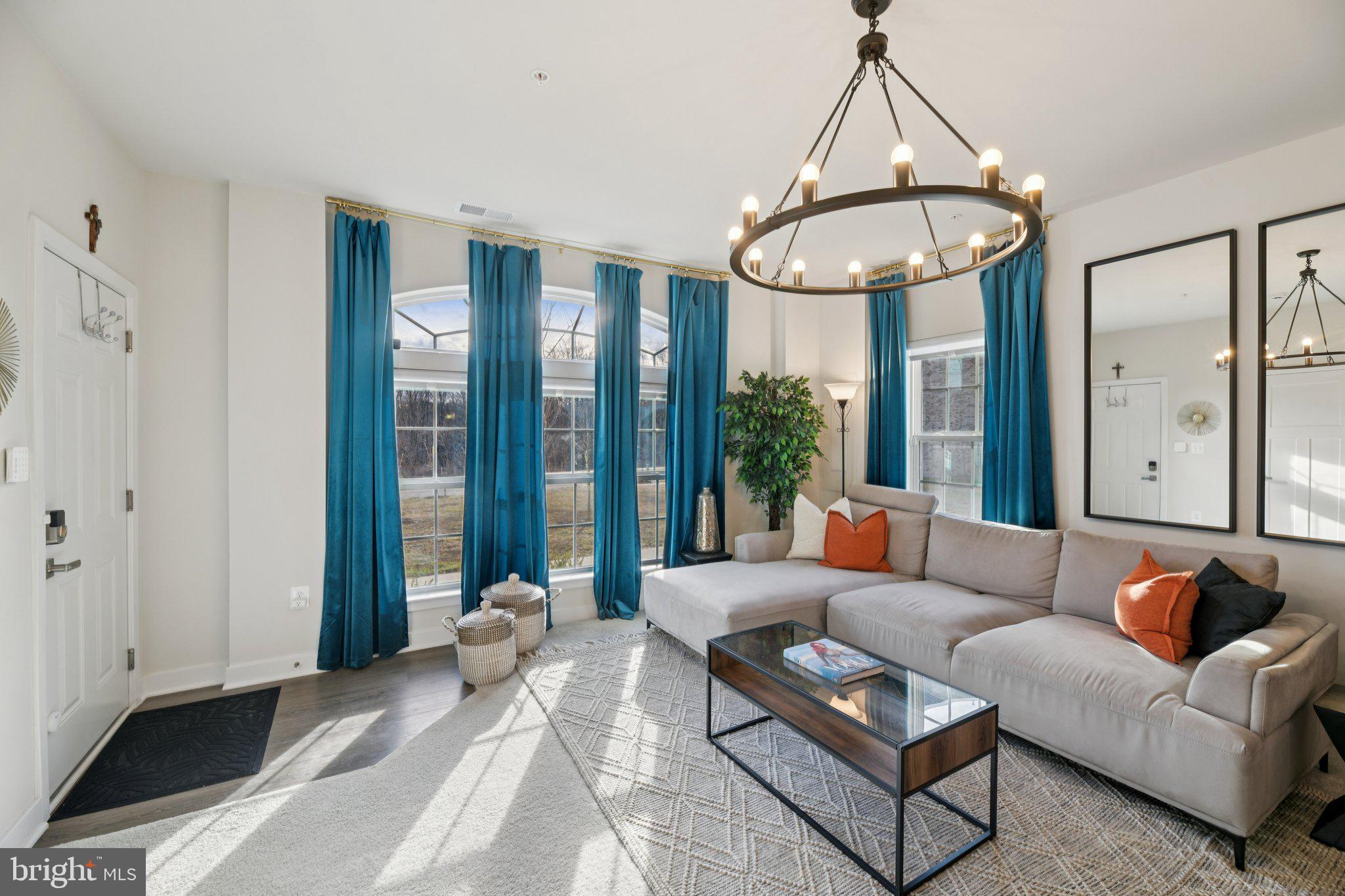 10960 PRESIDENTIAL PARKWAY