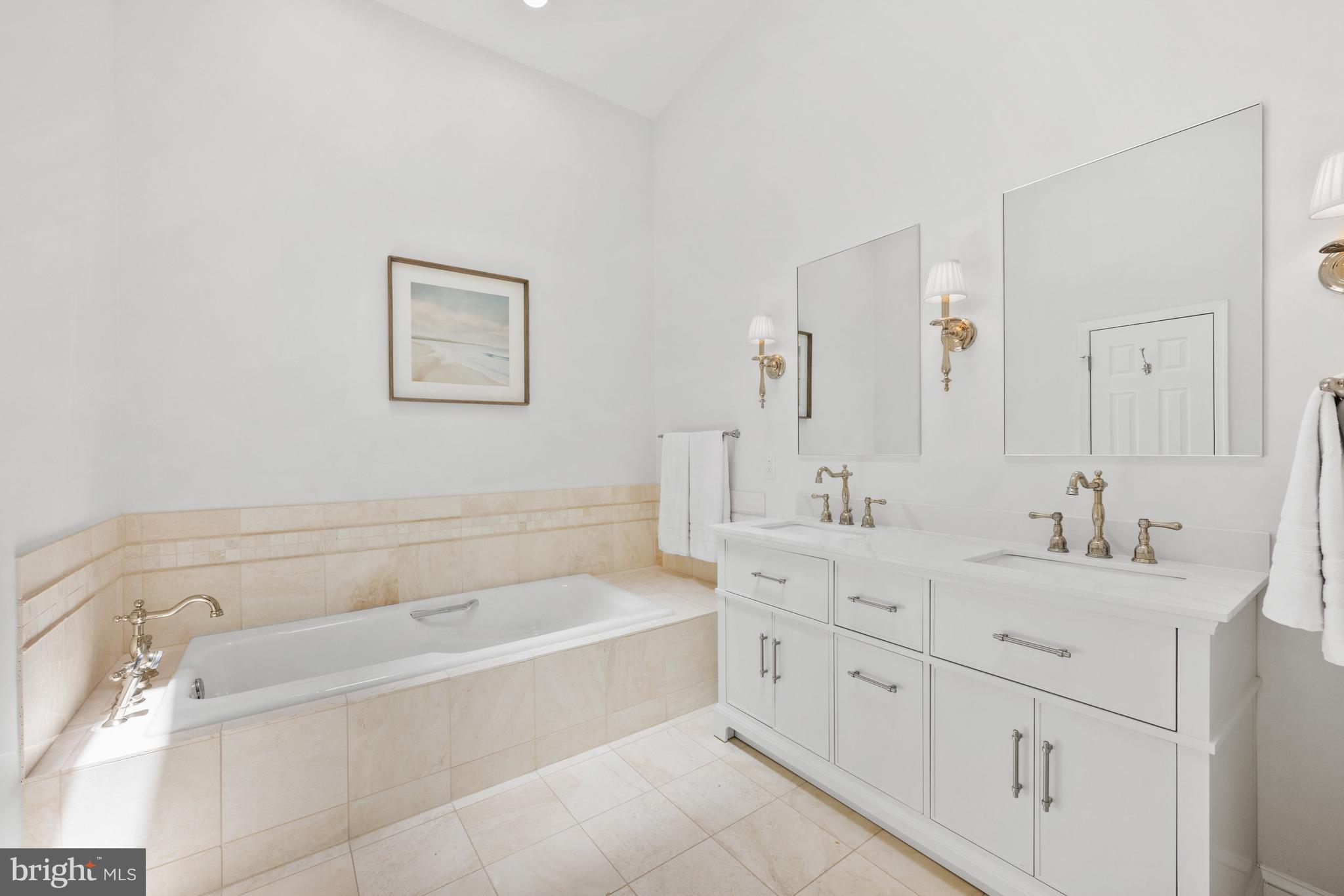 GEORGETOWN - Residential