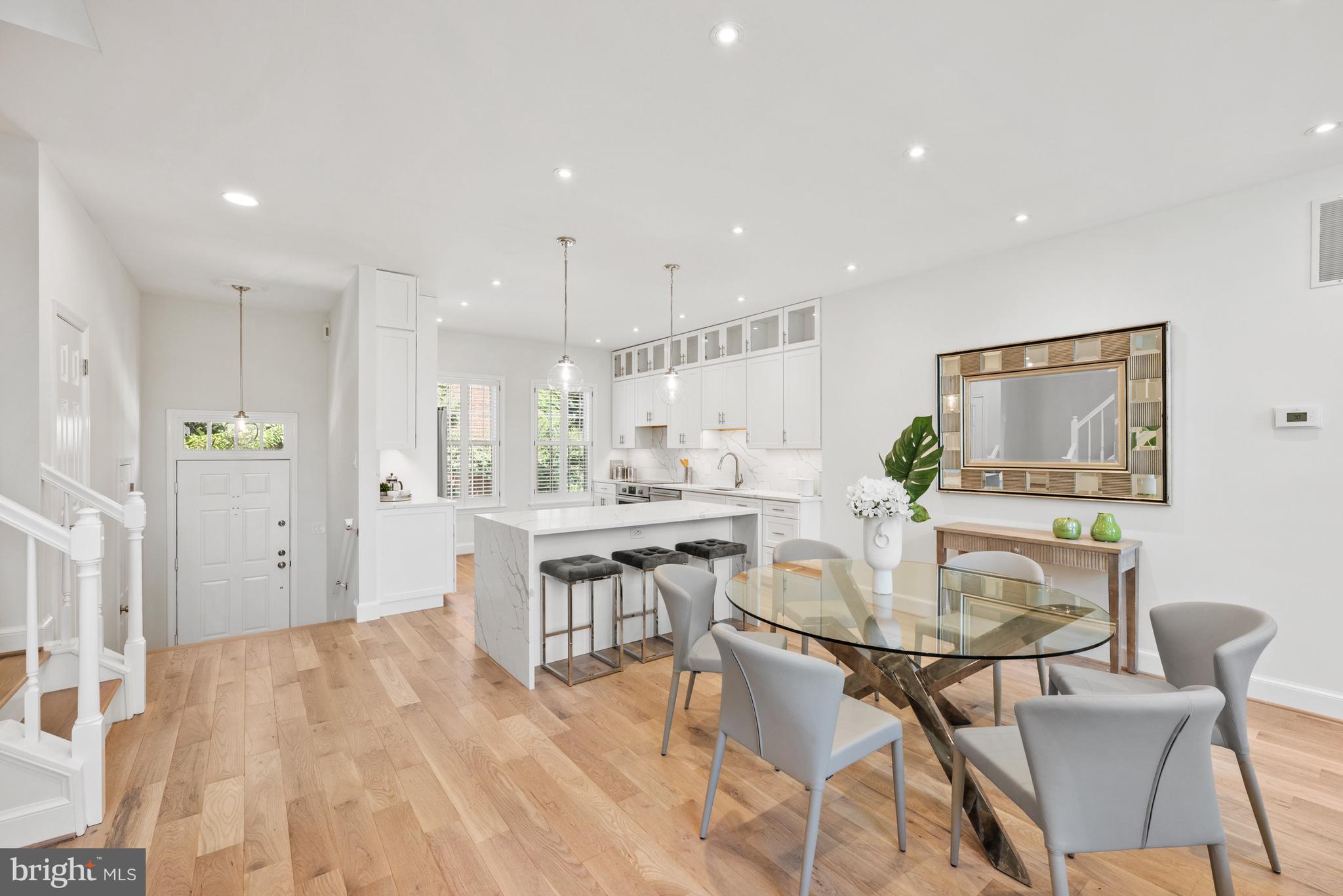 GEORGETOWN - Residential