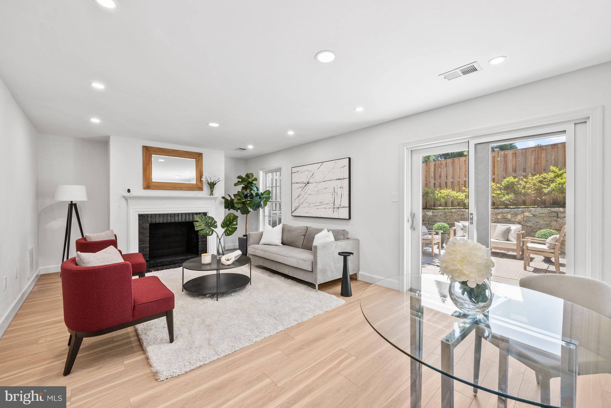 GEORGETOWN - Residential