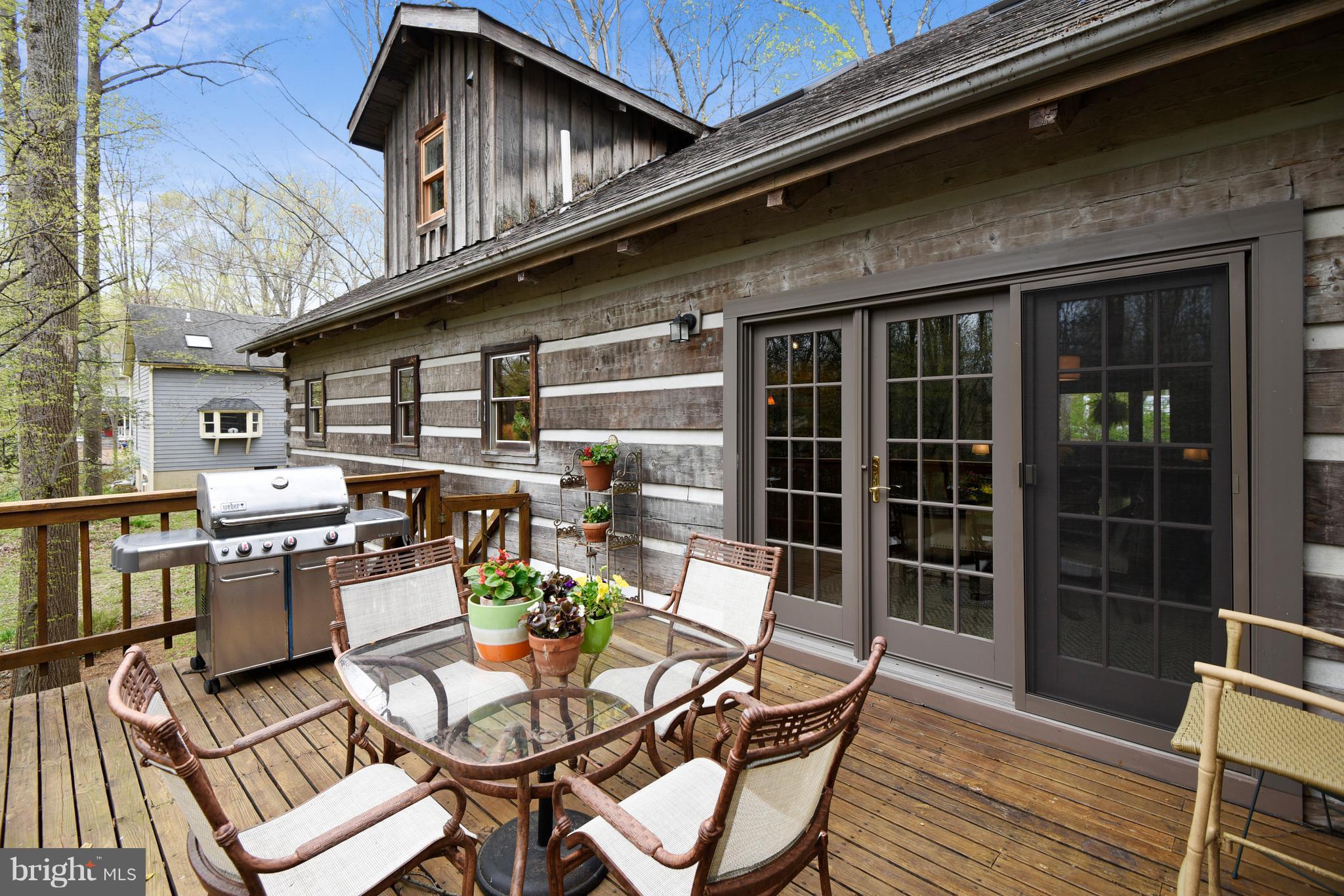 SOUTH RIVER MANOR - Residential