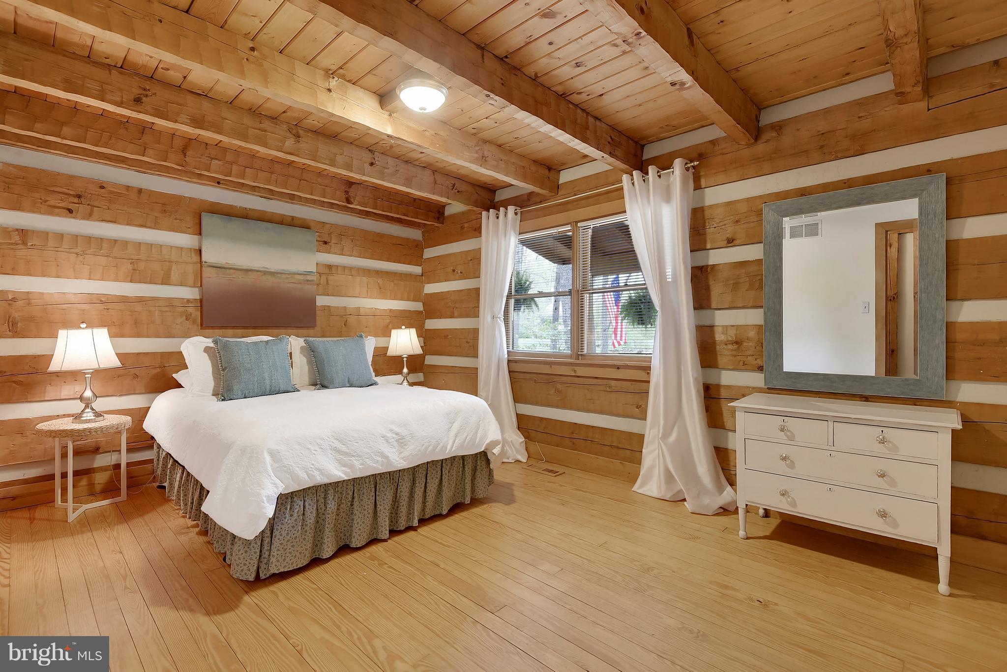 SOUTH RIVER MANOR - Residential