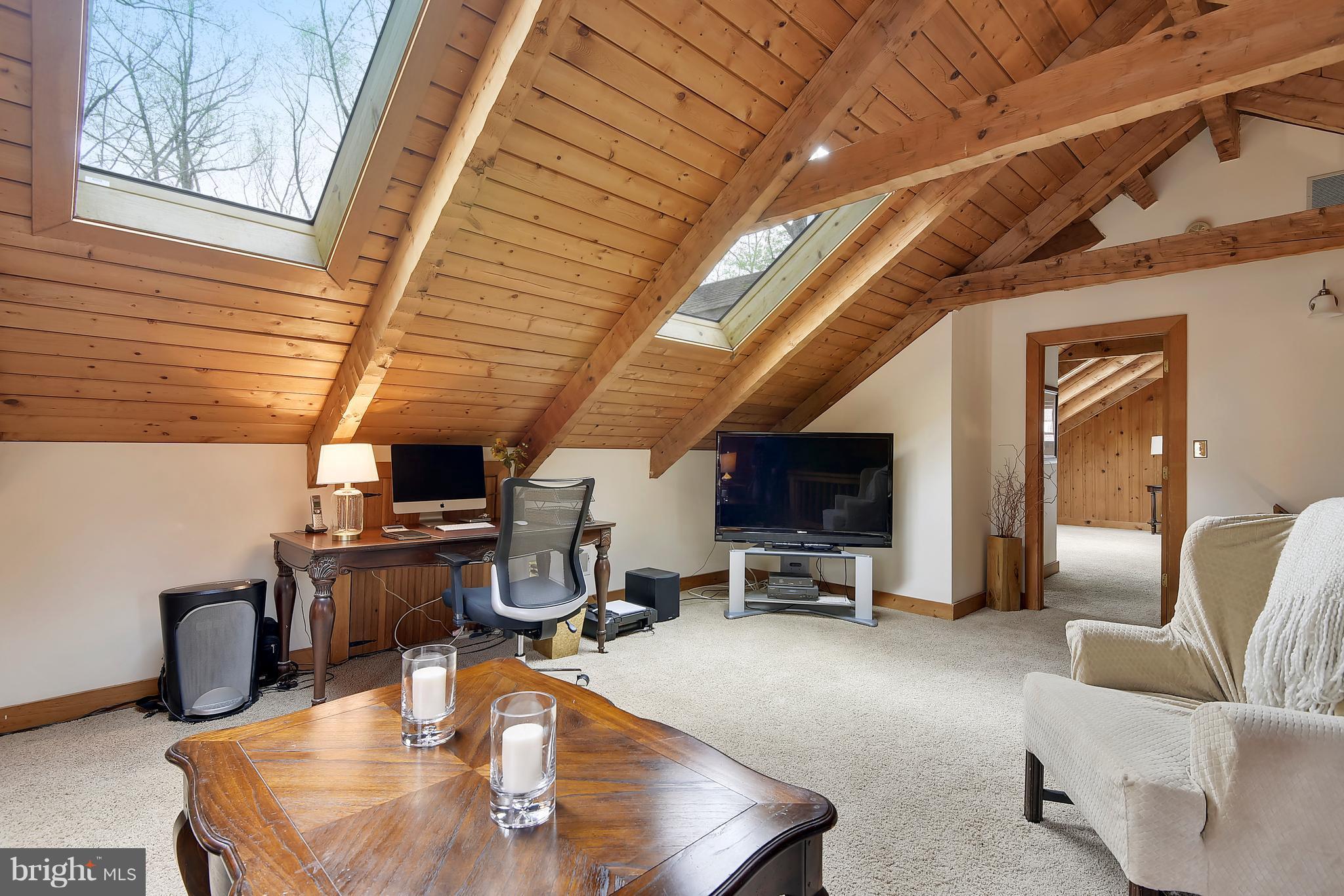 SOUTH RIVER MANOR - Residential