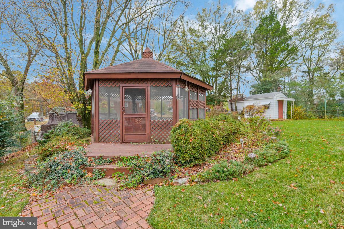 NORRIS PYLES FORESTVILLE - Residential