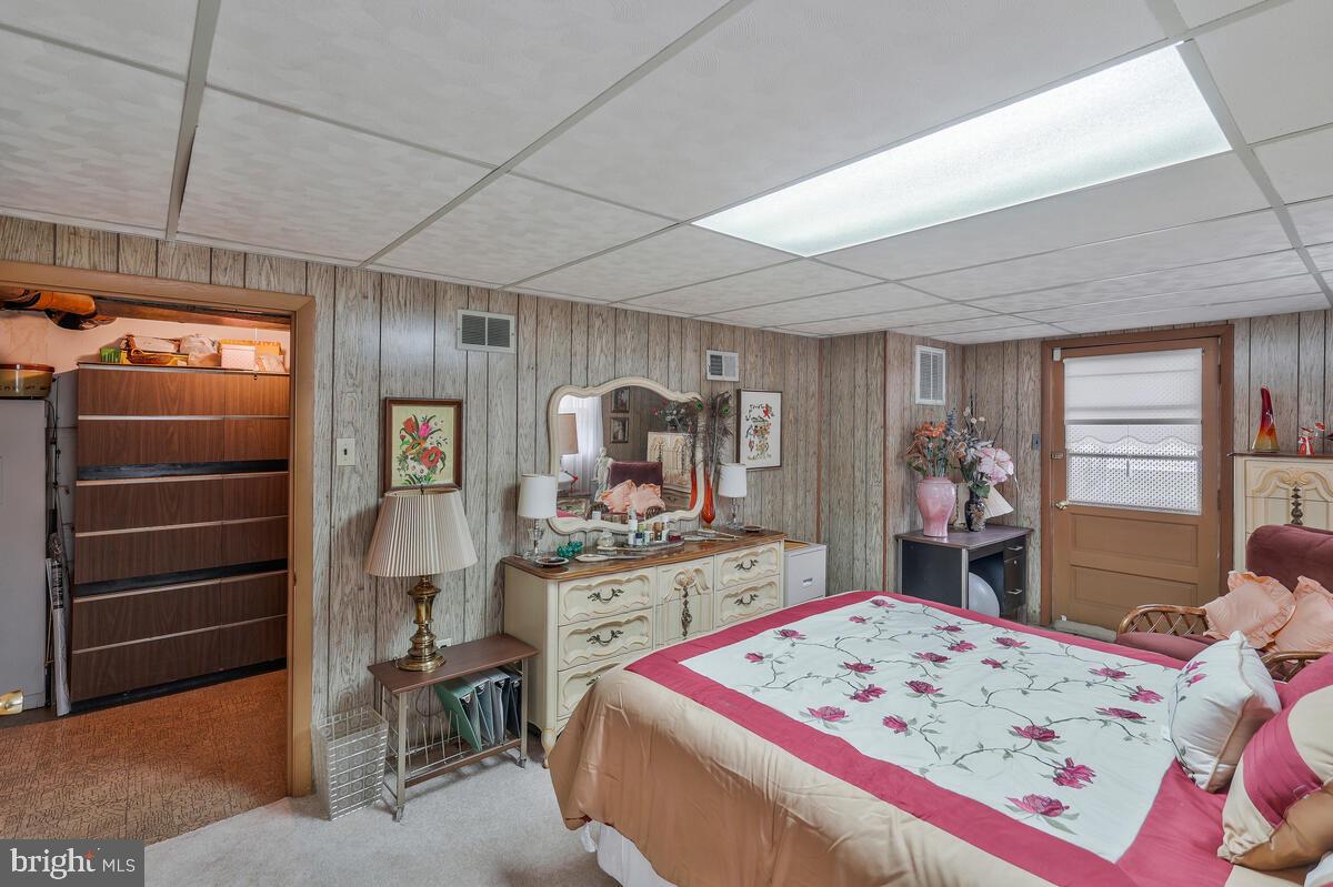 NORRIS PYLES FORESTVILLE - Residential