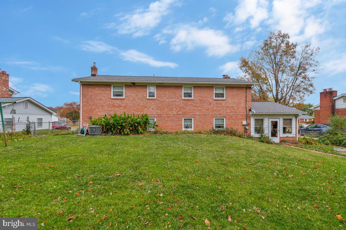 NORRIS PYLES FORESTVILLE - Residential