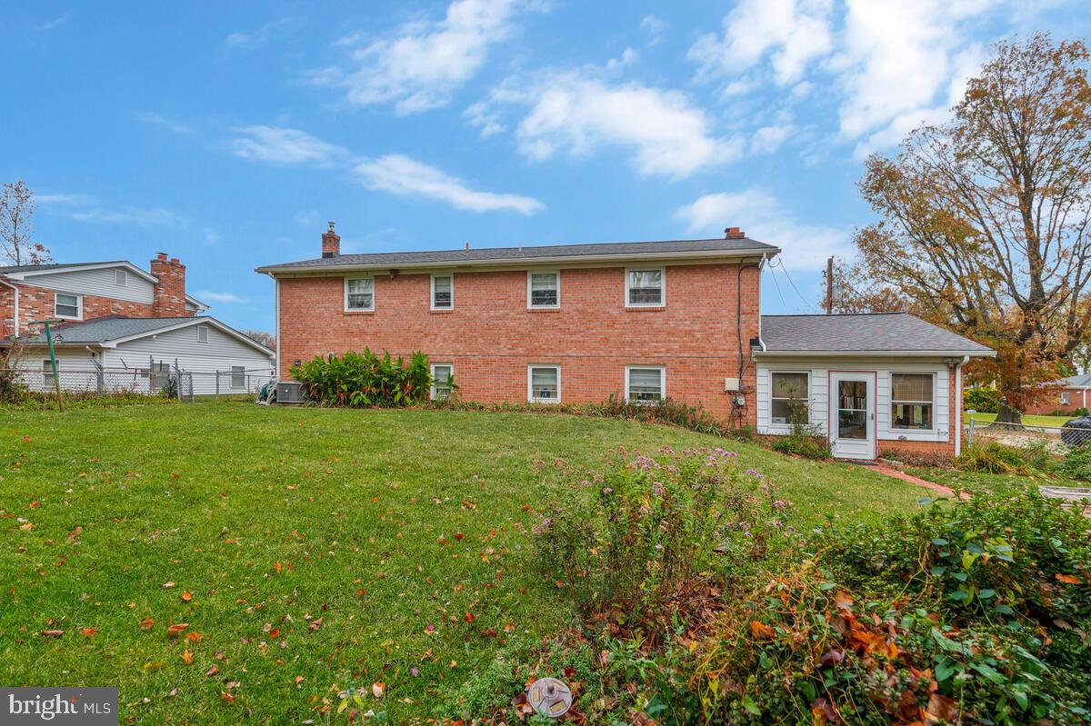 NORRIS PYLES FORESTVILLE - Residential