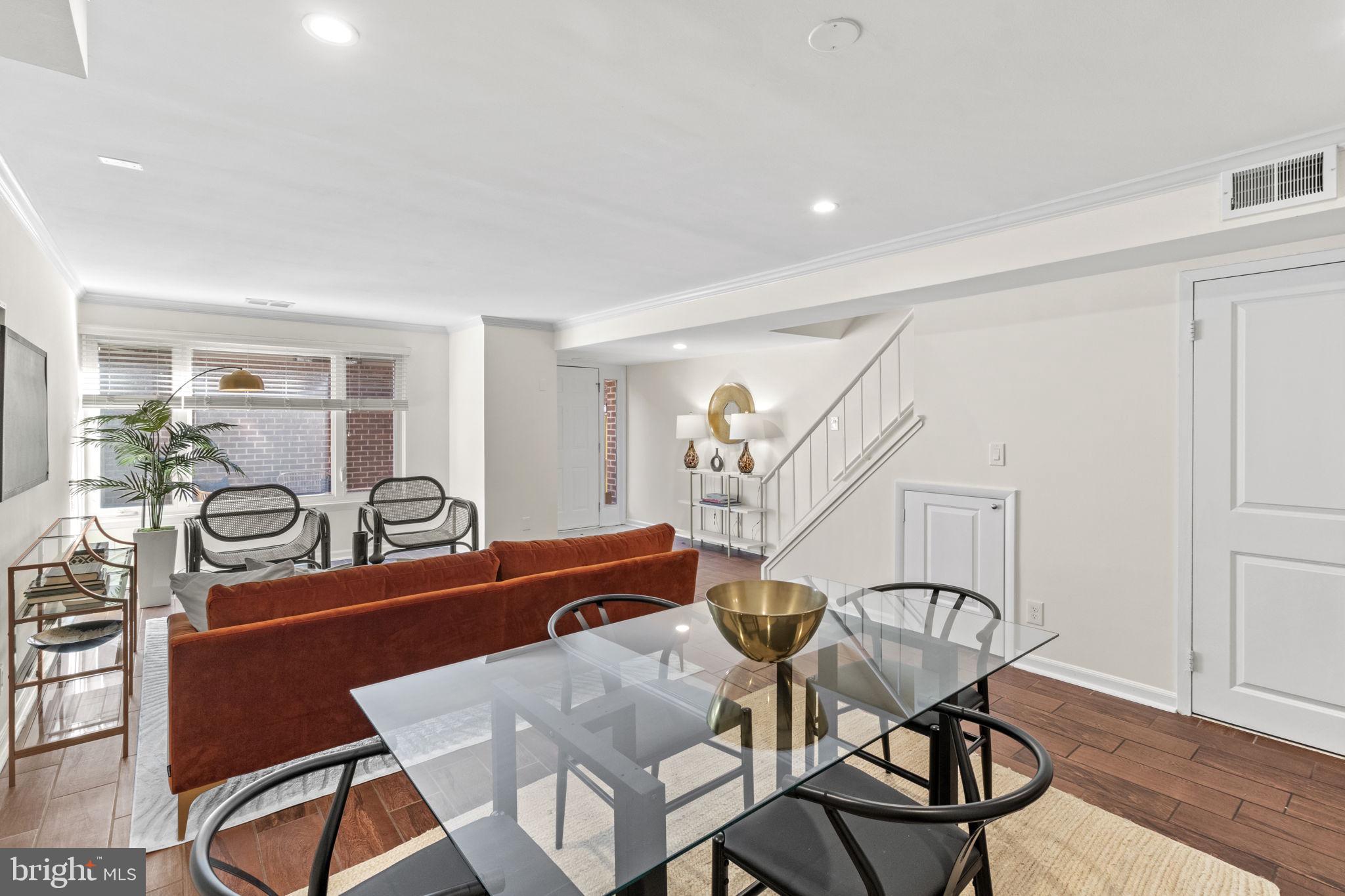 FAIRMOUNT - Residential