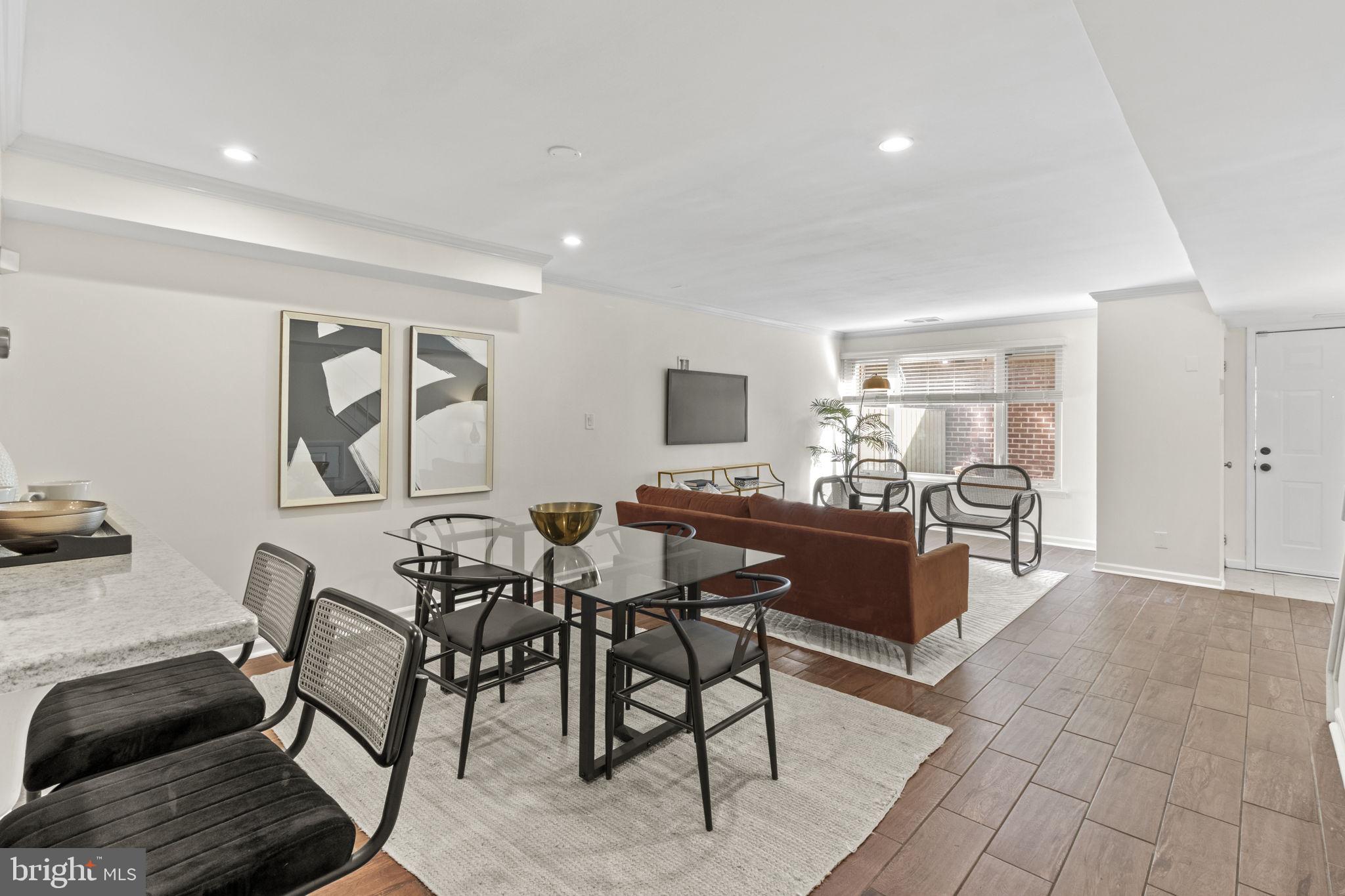 FAIRMOUNT - Residential