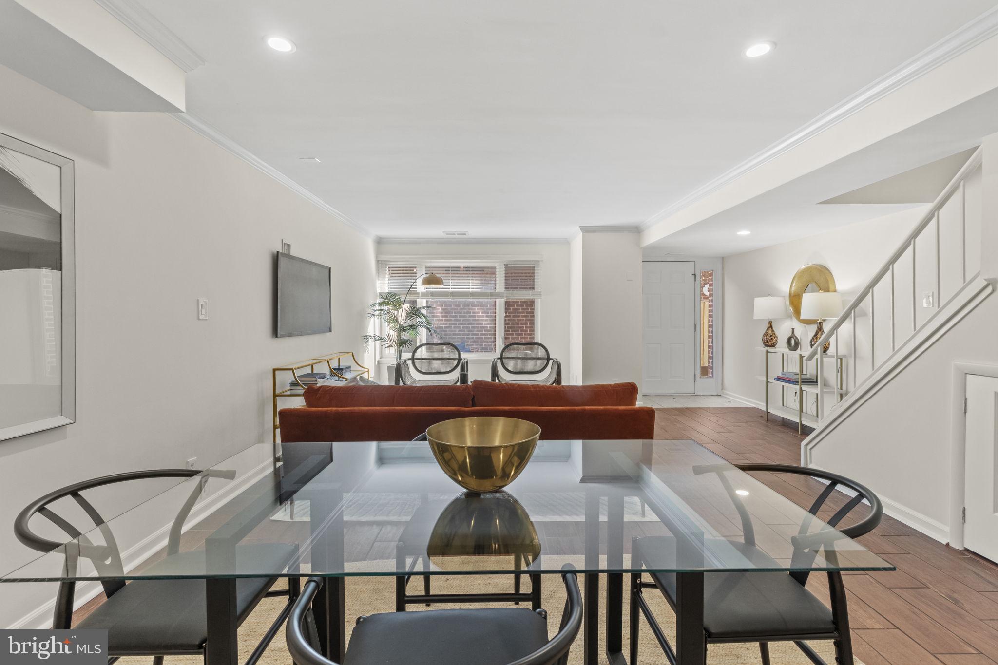 FAIRMOUNT - Residential