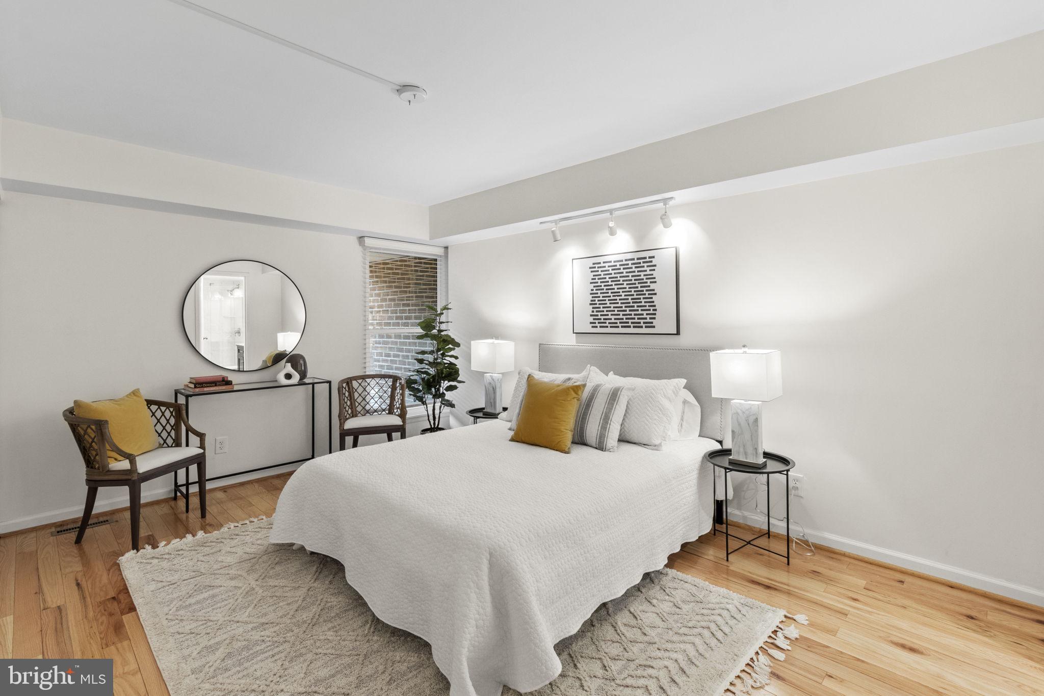 FAIRMOUNT - Residential