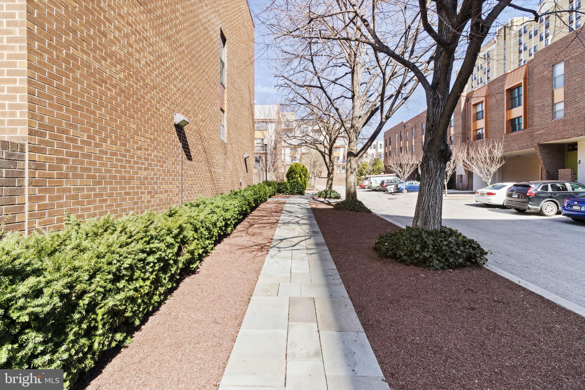 FAIRMOUNT - Residential