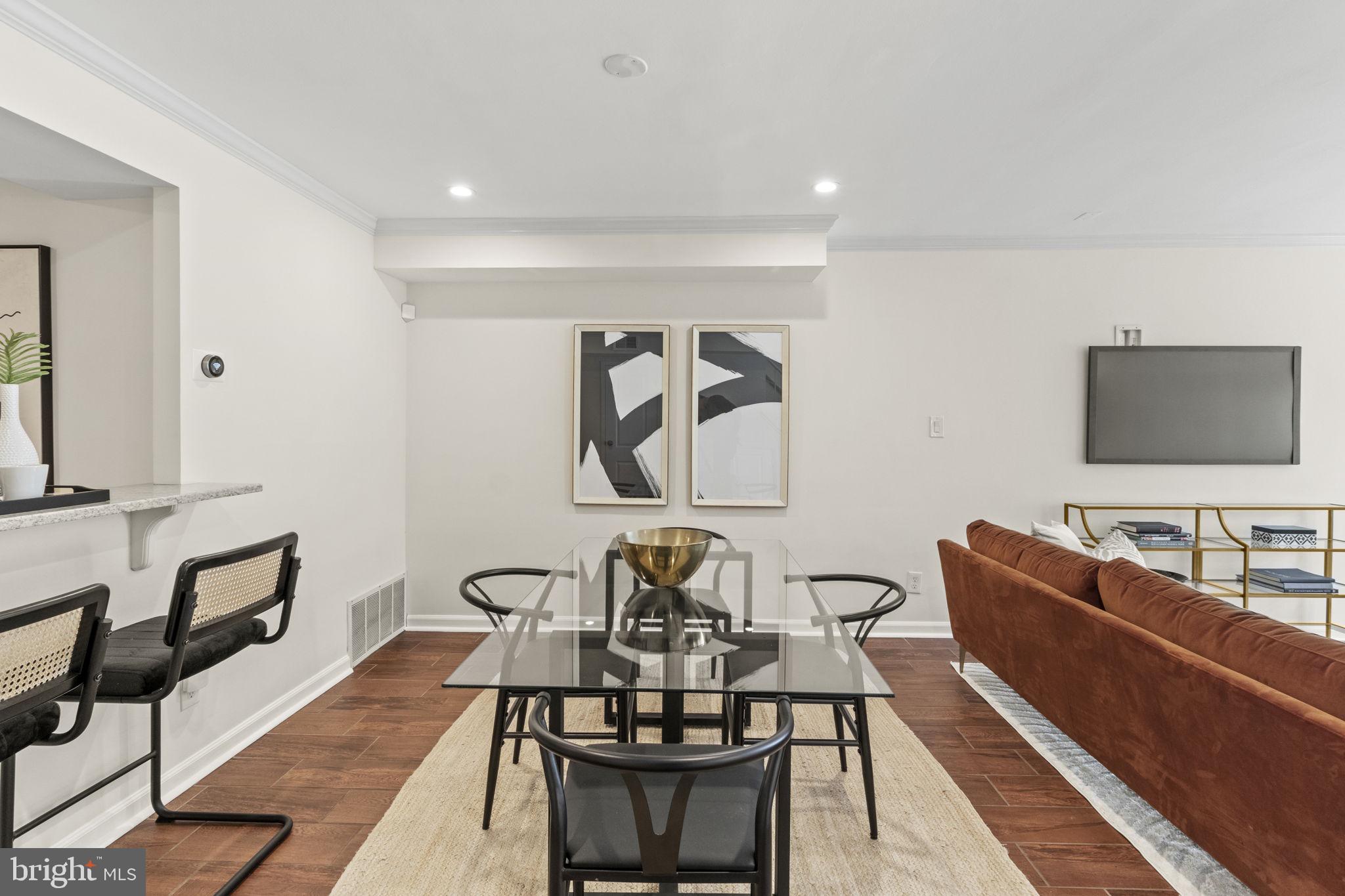 FAIRMOUNT - Residential