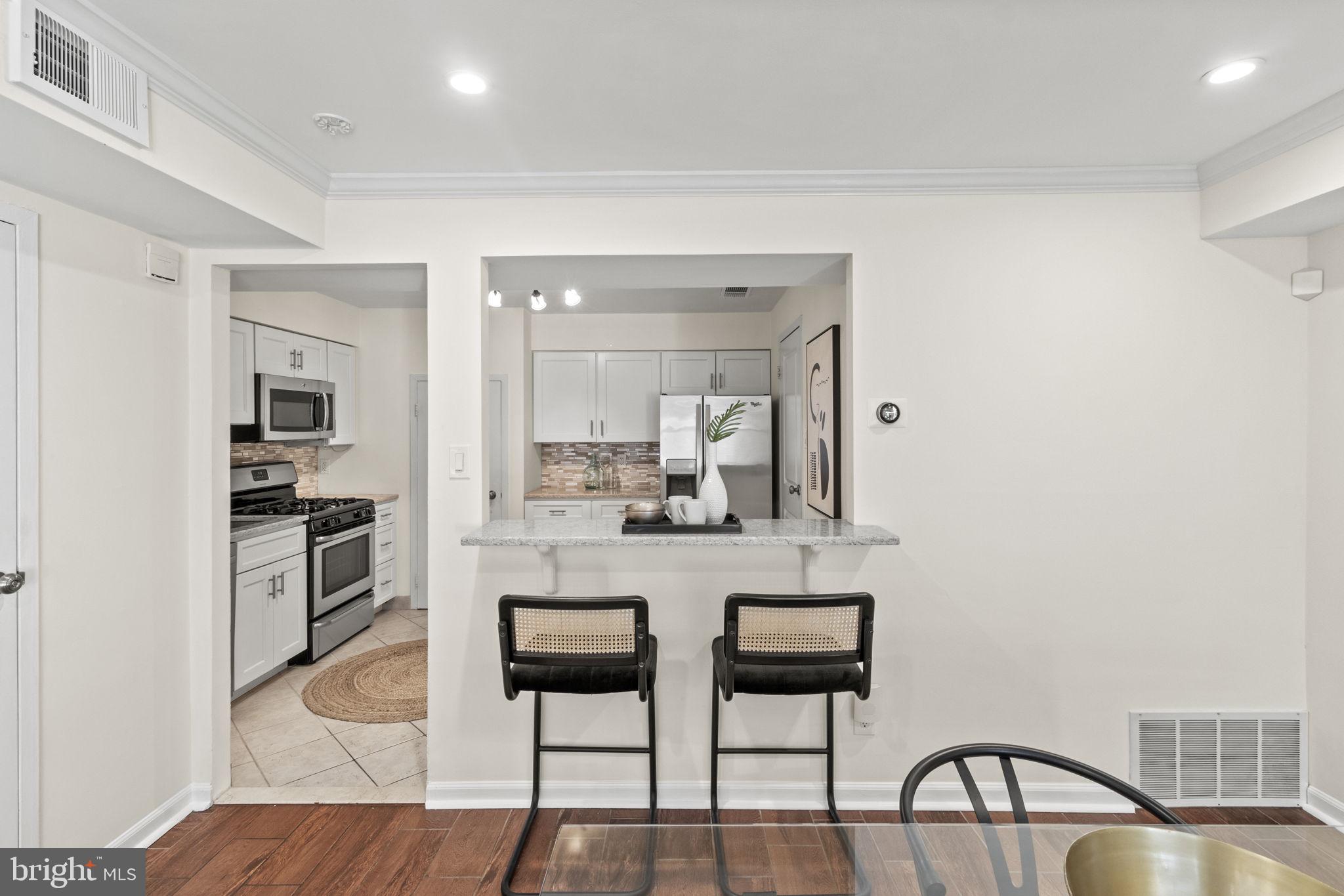 FAIRMOUNT - Residential