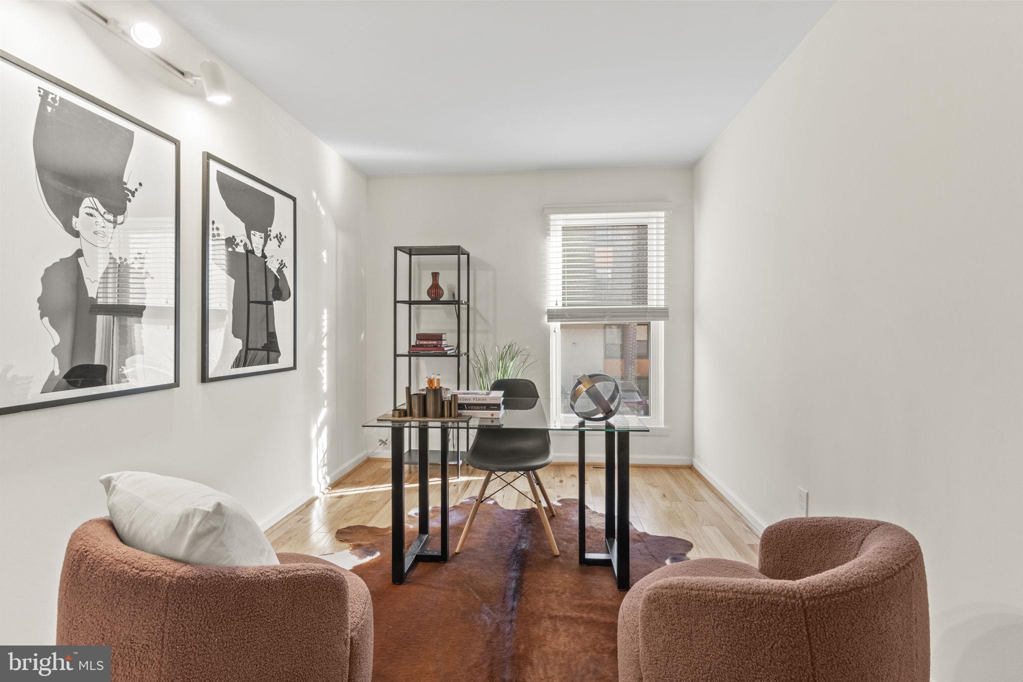 FAIRMOUNT - Residential