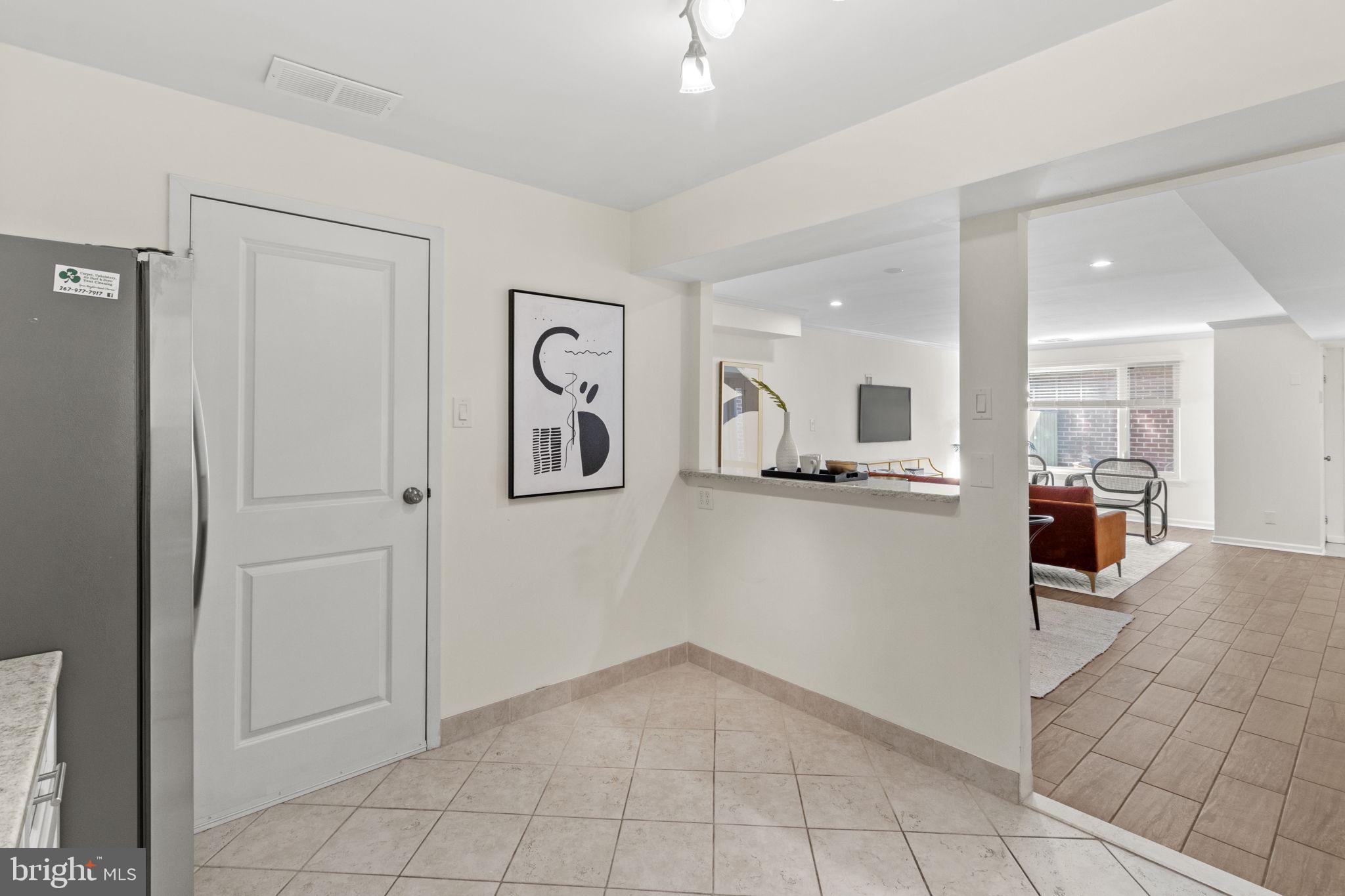 FAIRMOUNT - Residential