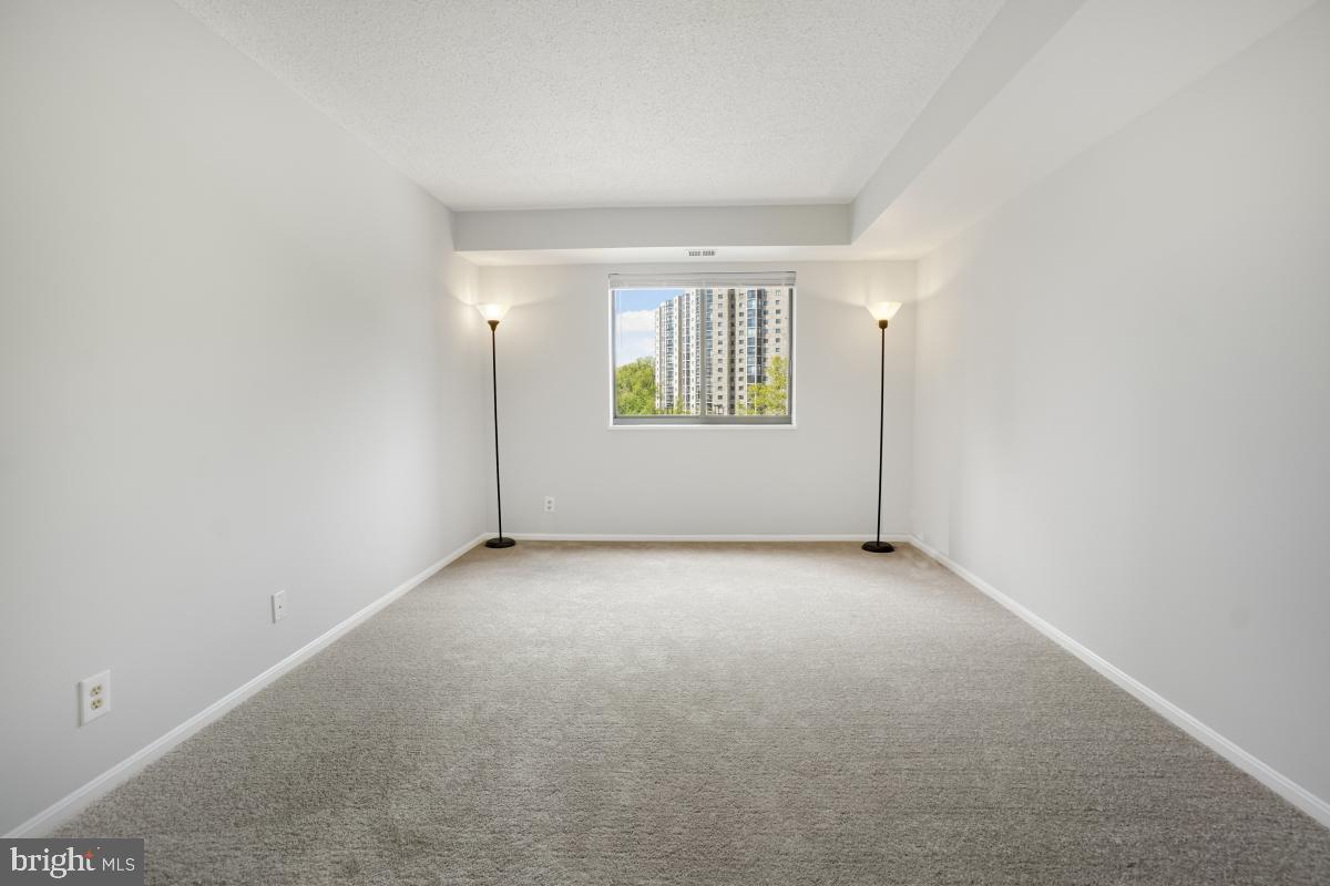 MONTEBELLO - Residential