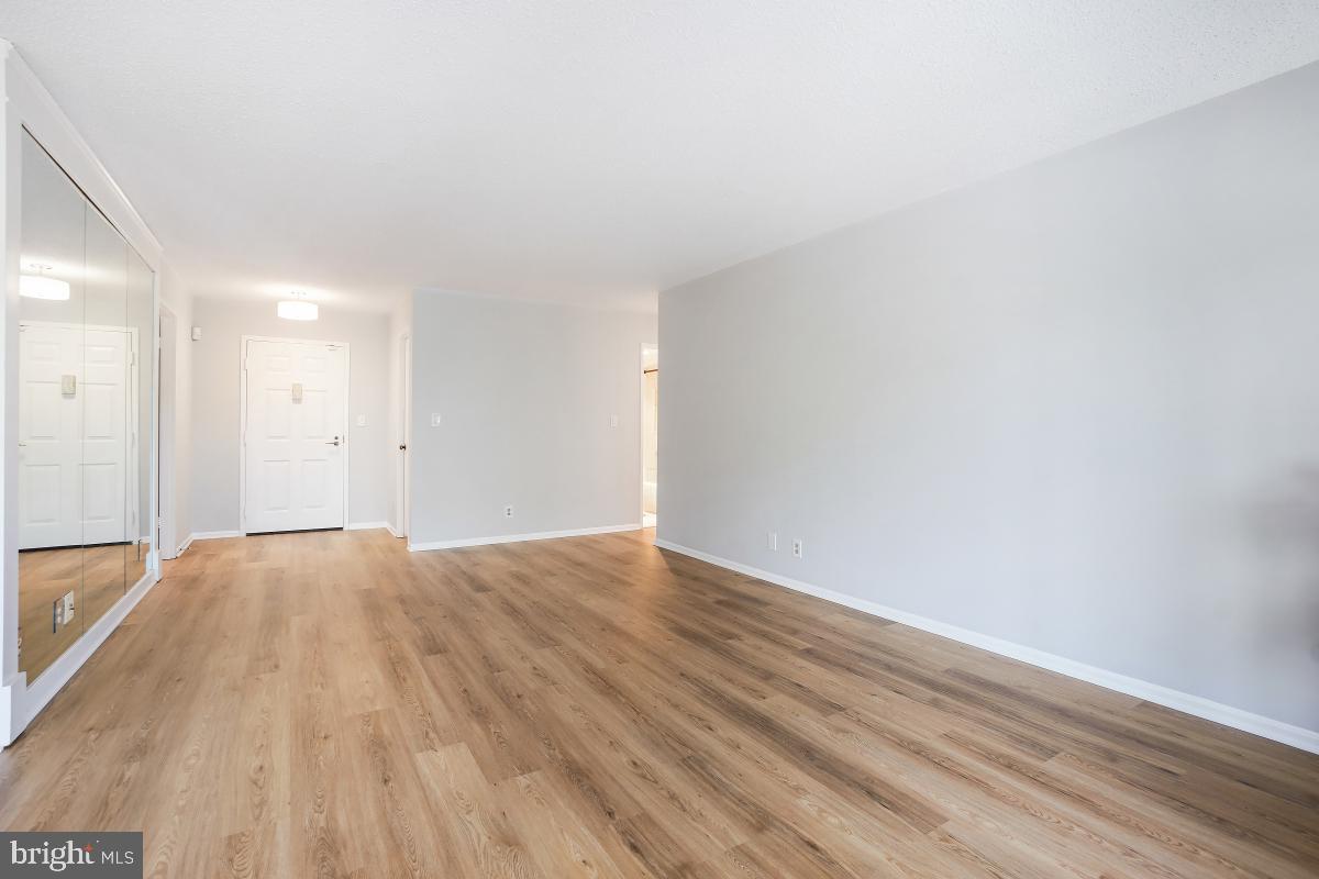 MONTEBELLO - Residential