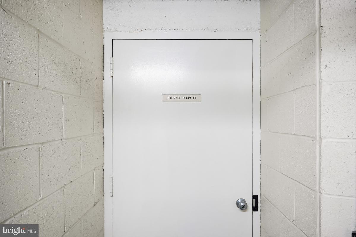 MONTEBELLO - Residential