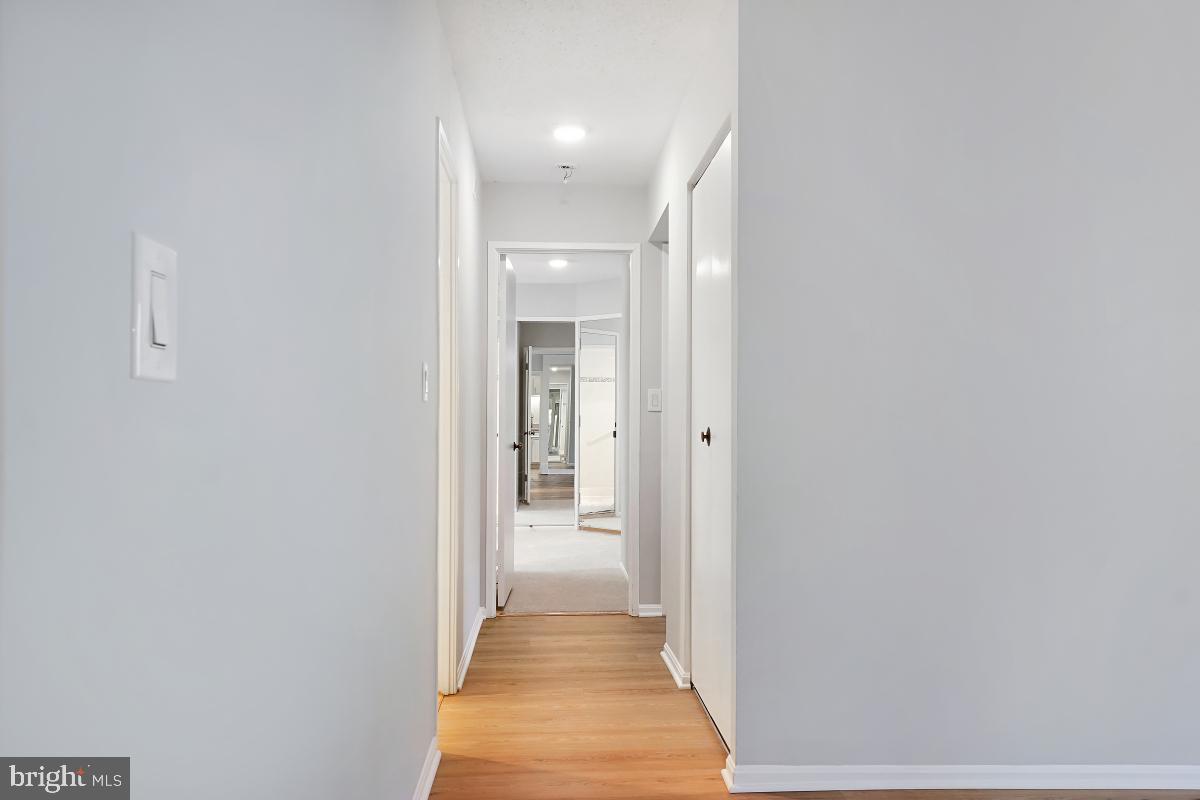 MONTEBELLO - Residential