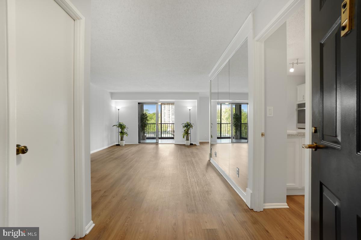 MONTEBELLO - Residential