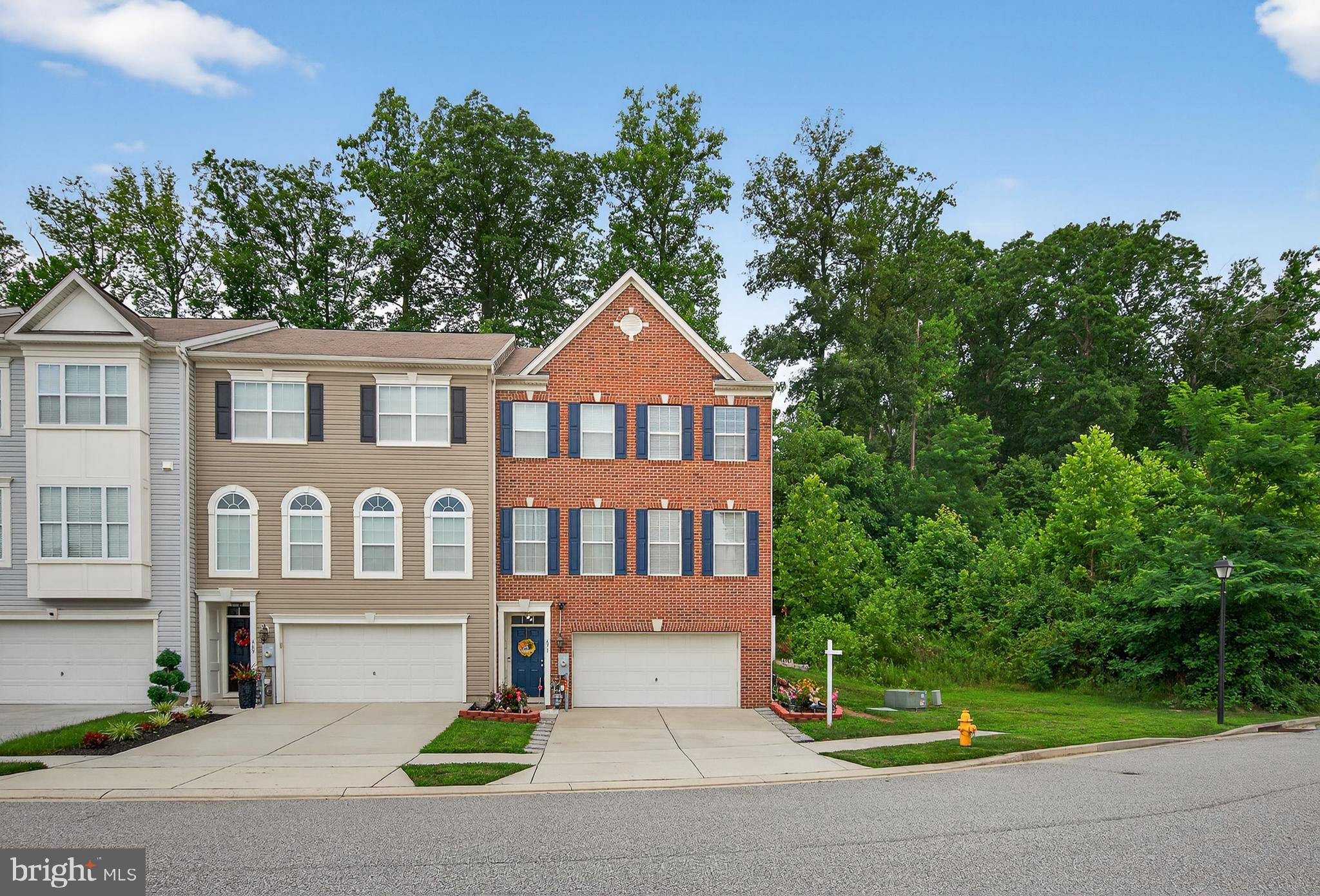 671 ENGLISH IVY WAY