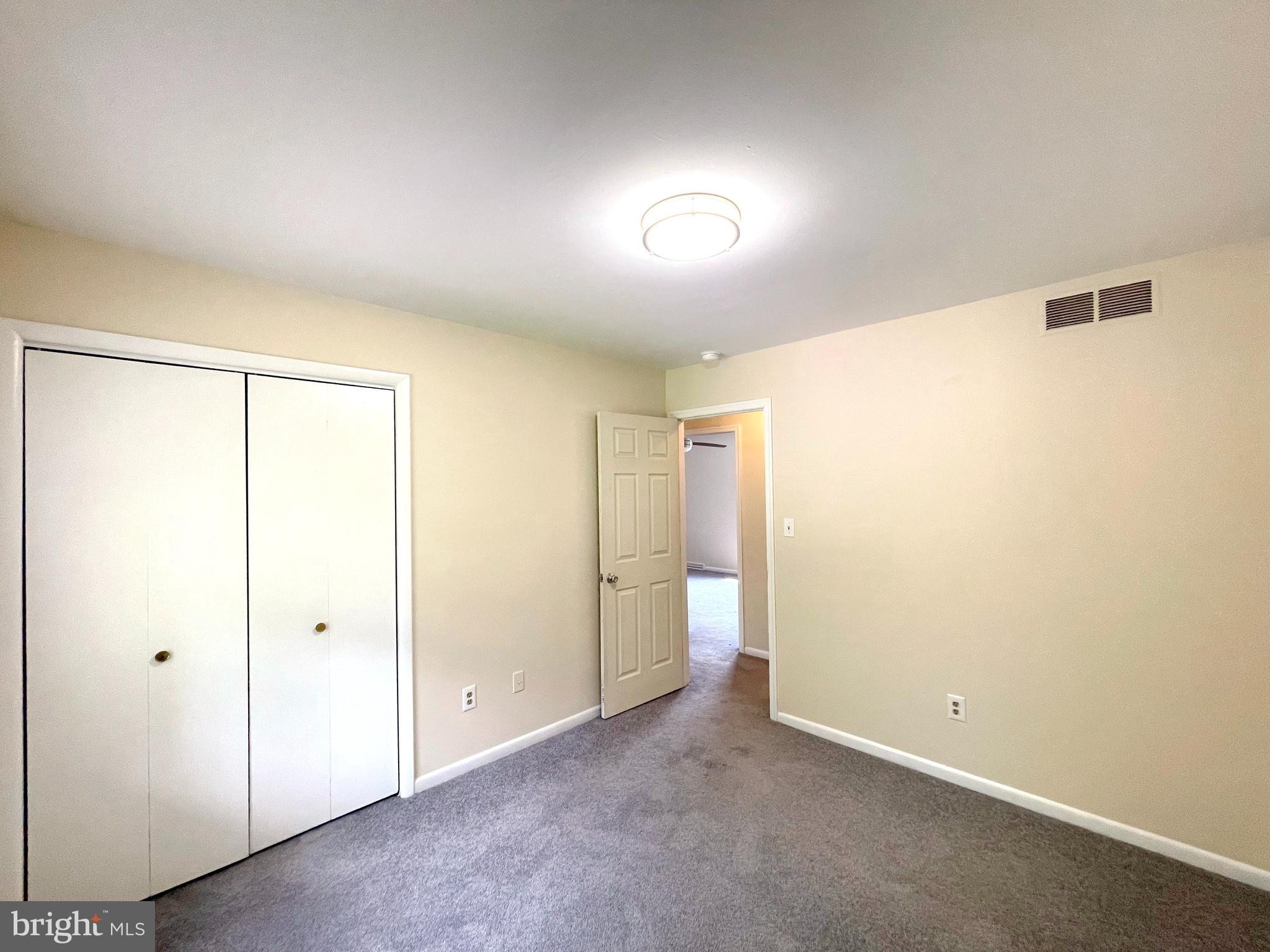 BRETON BAY ESTATES - Residential Lease