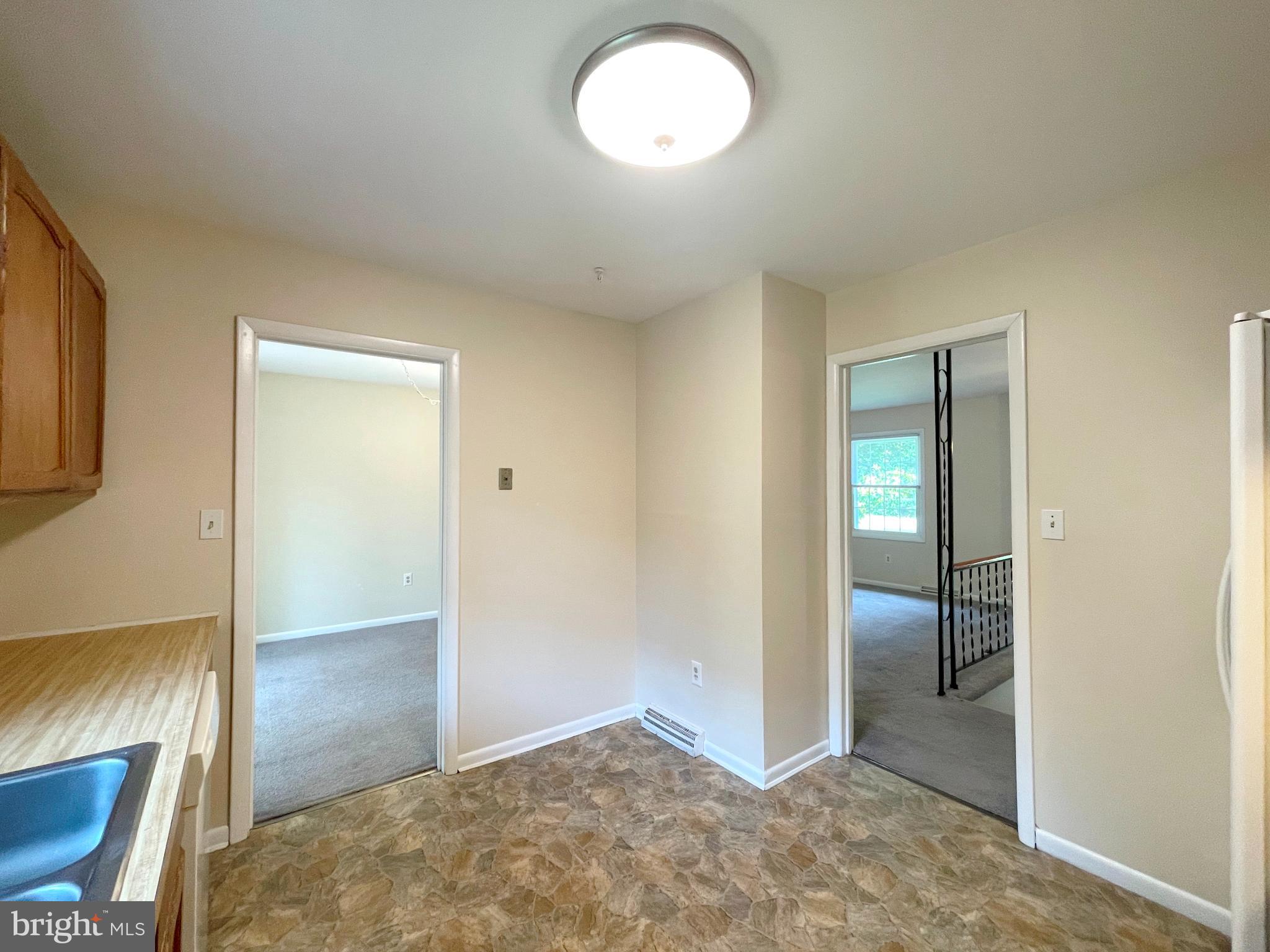 BRETON BAY ESTATES - Residential Lease