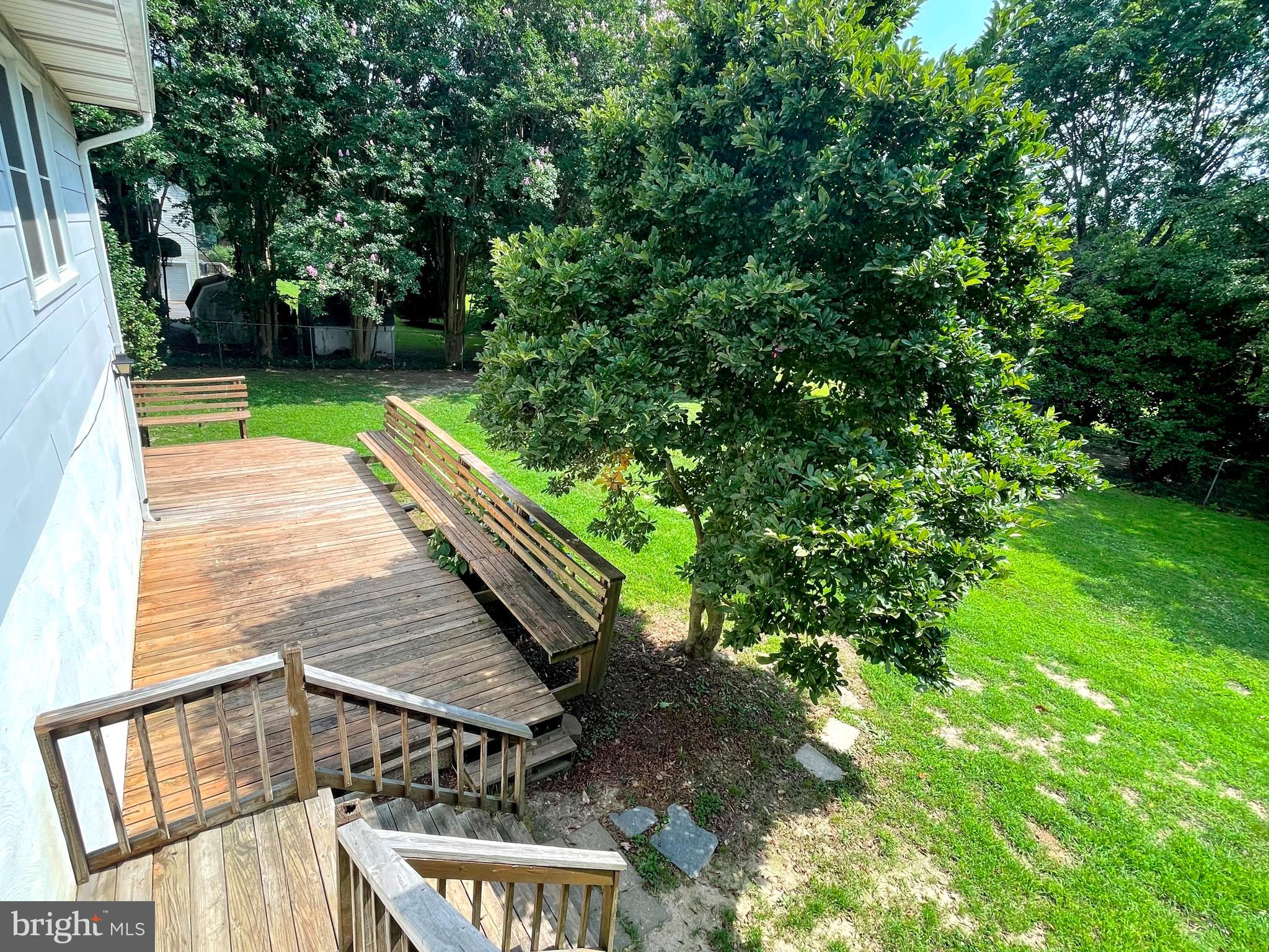 BRETON BAY ESTATES - Residential Lease